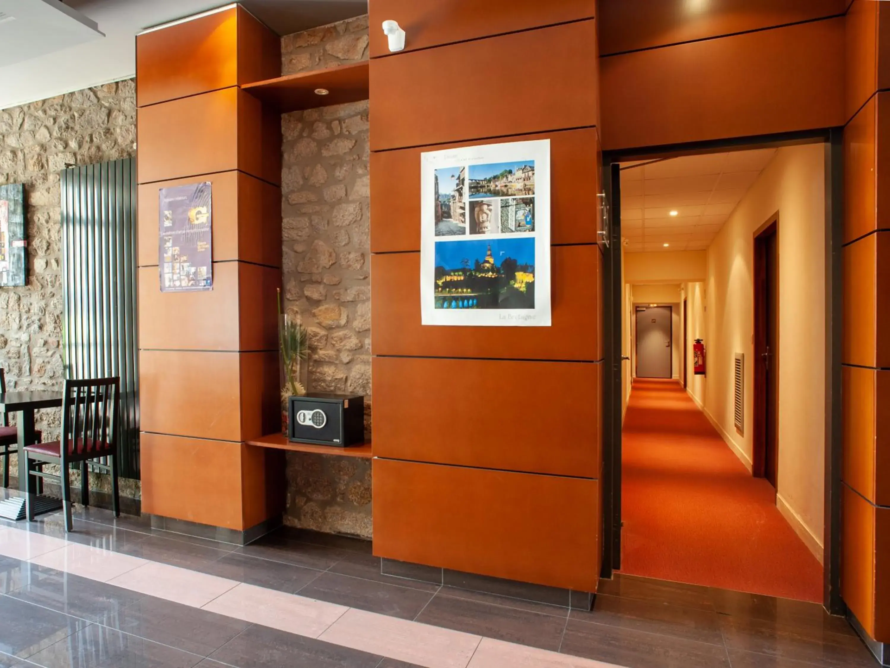 Lobby or reception in Résidence Vacancéole - Duguesclin Lobby or reception in Résidence Vacancéole - Duguesclin