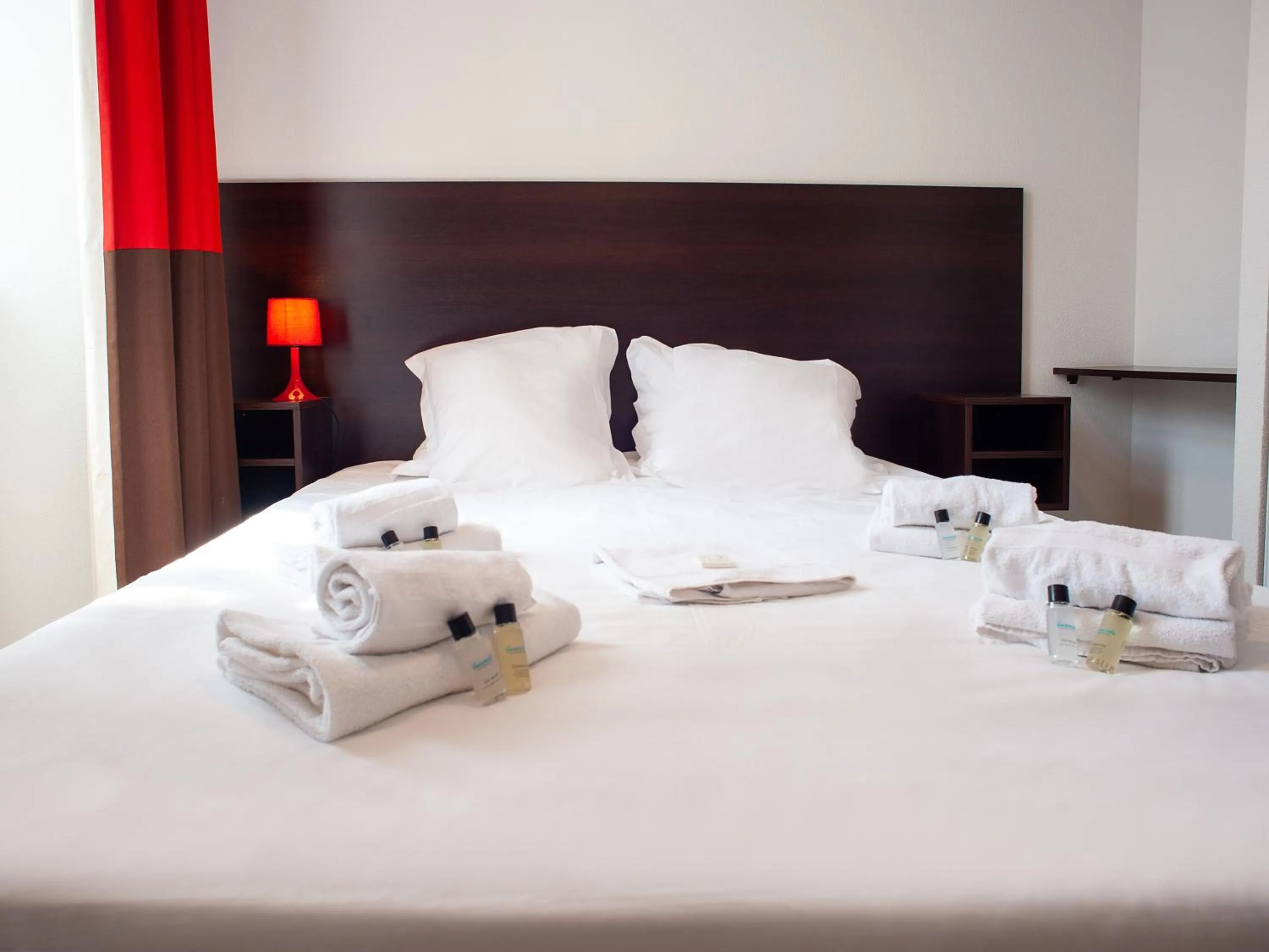 Bedroom, Bed in Résidence Vacancéole - Duguesclin