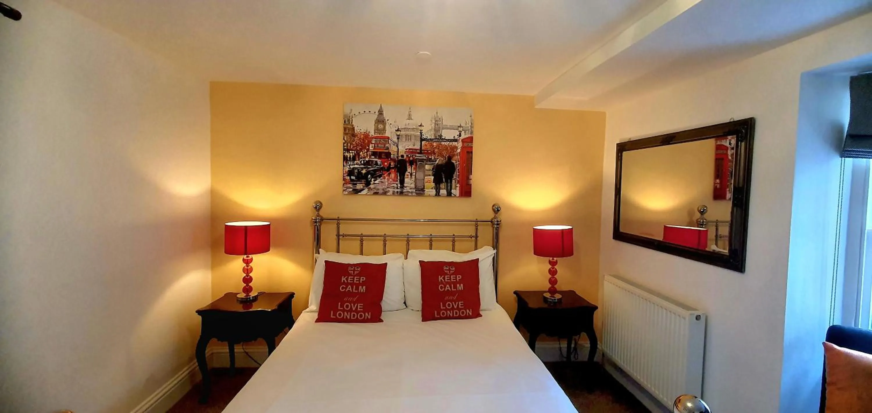 Bed in Grand Pier Guest House