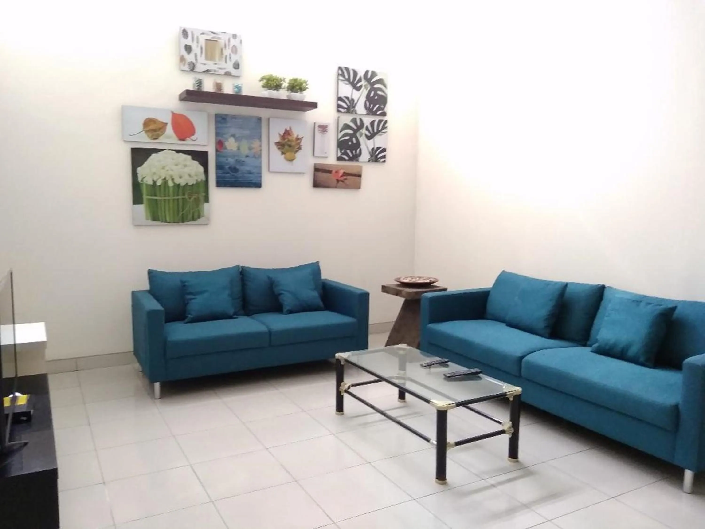 Living room in GK Gallery Rumah Sewa