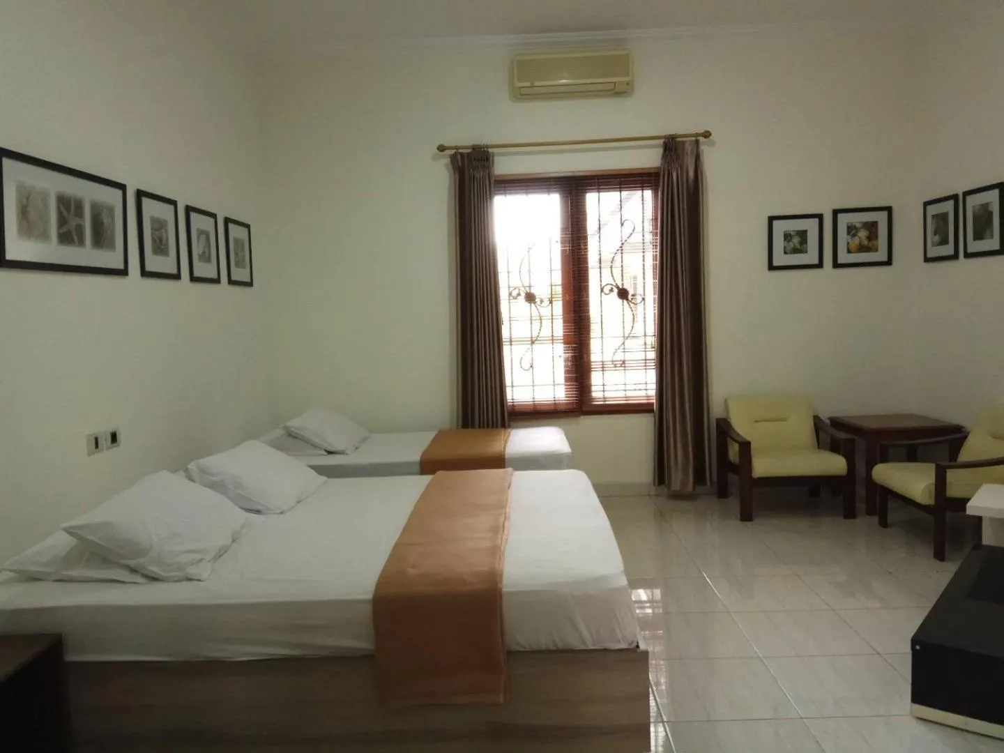 Bed in GK Gallery Rumah Sewa