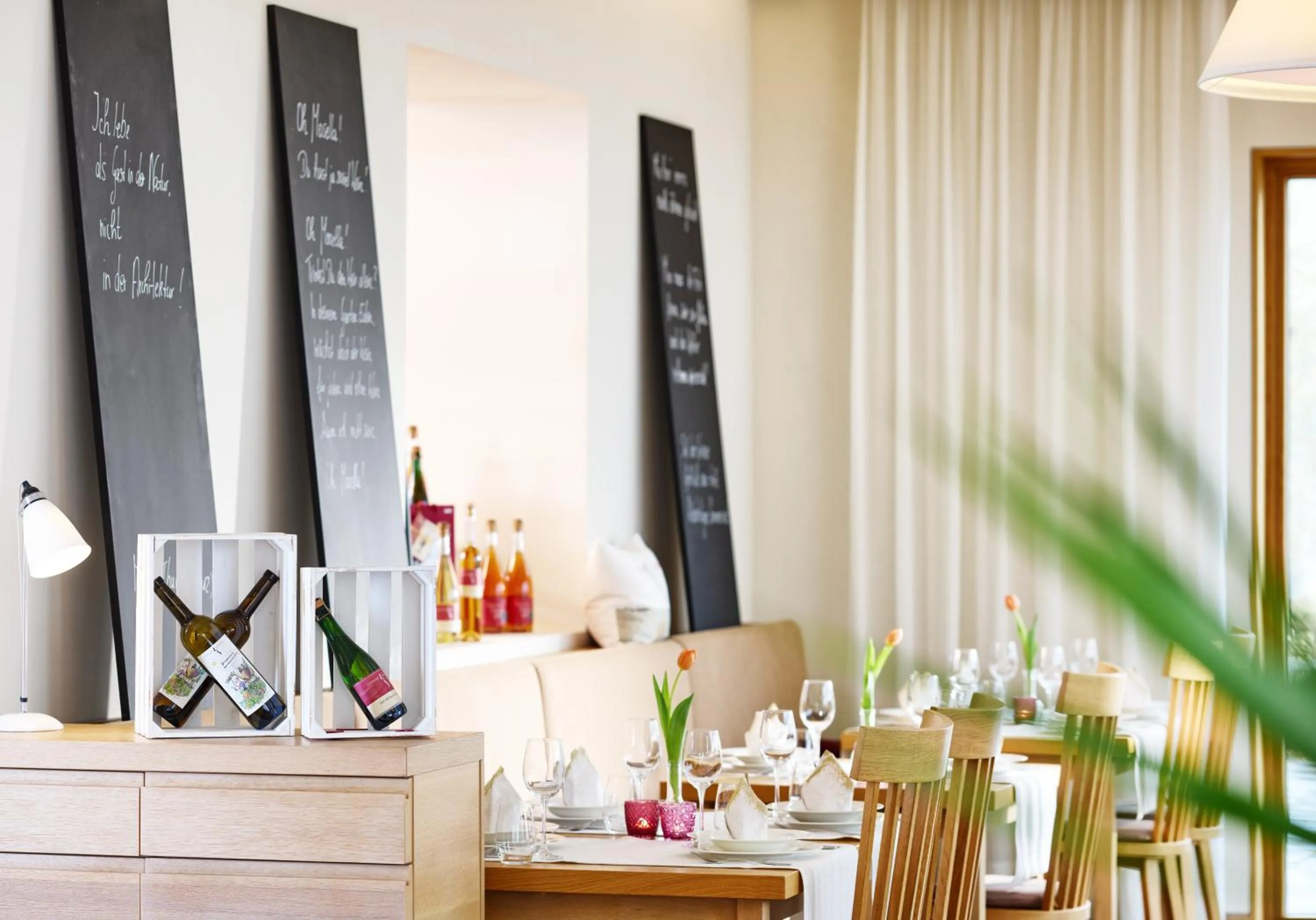 Restaurant/places to eat in WeinKulturgut Longen-Schlöder