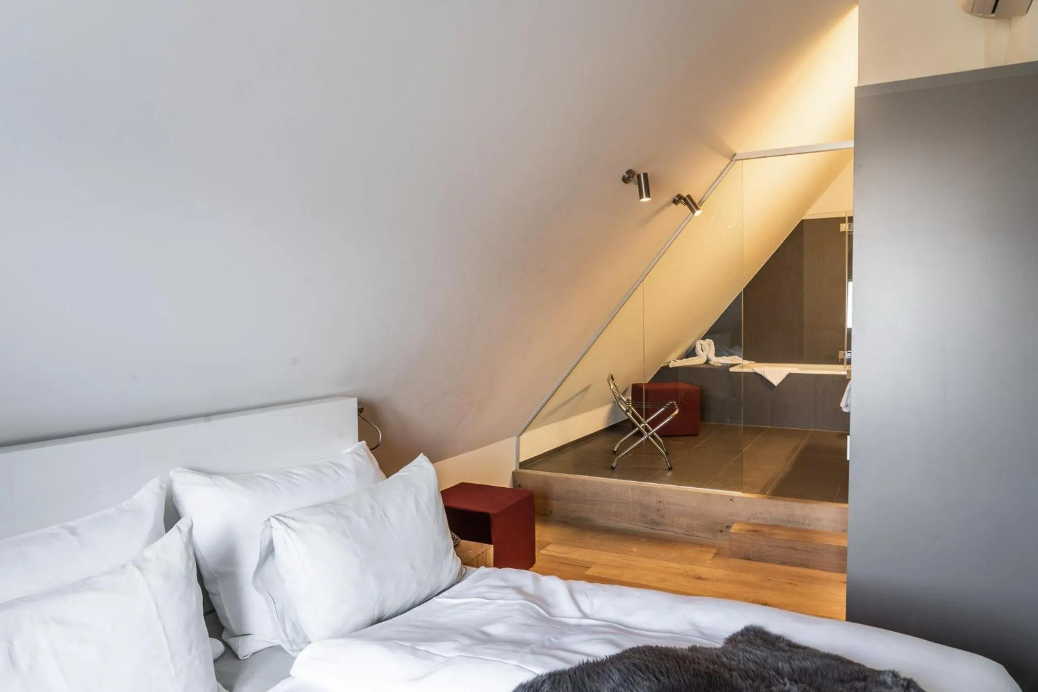 Bed in Landgasthof Halbinsel Au