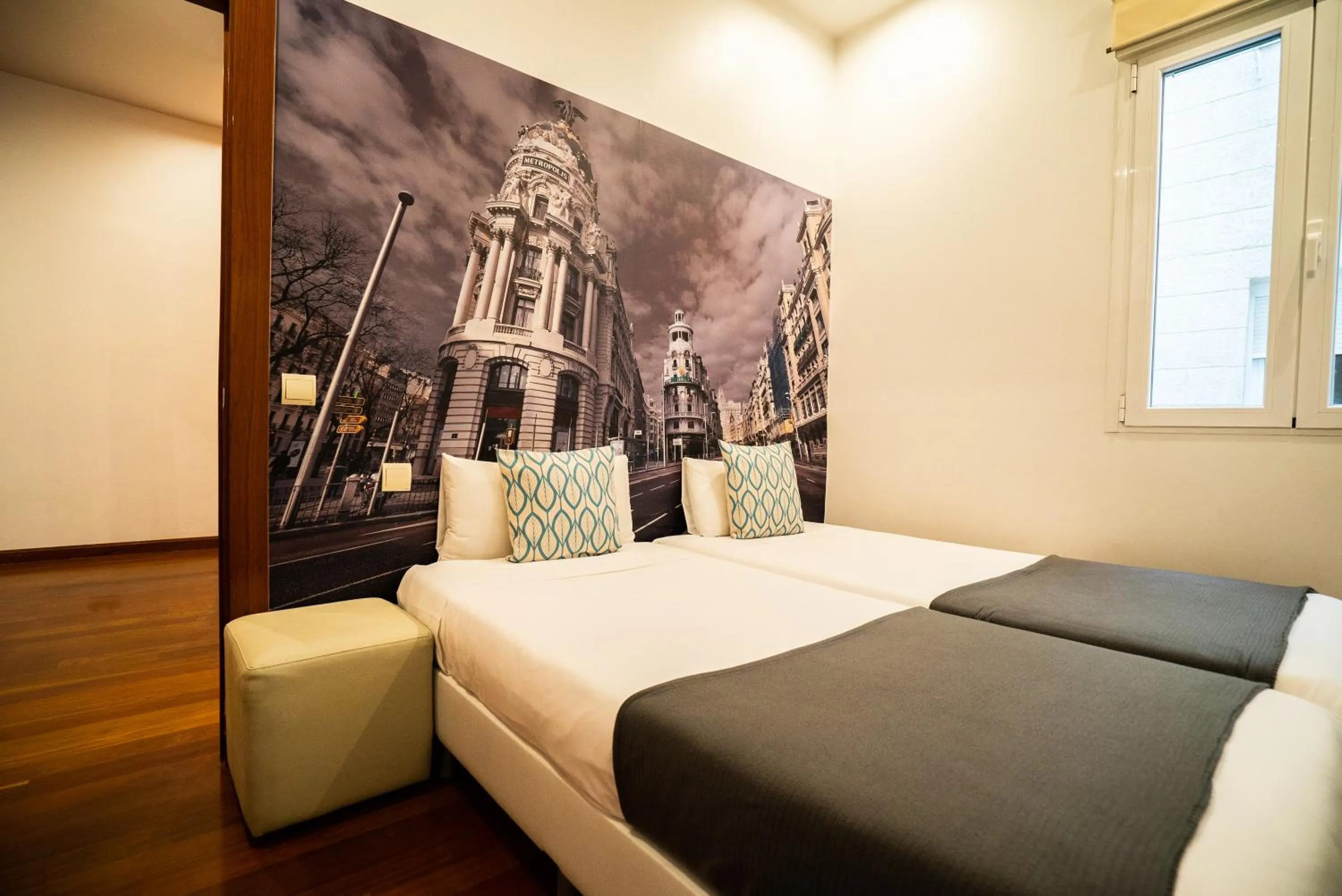 Bedroom in Smartr Madrid Atocha