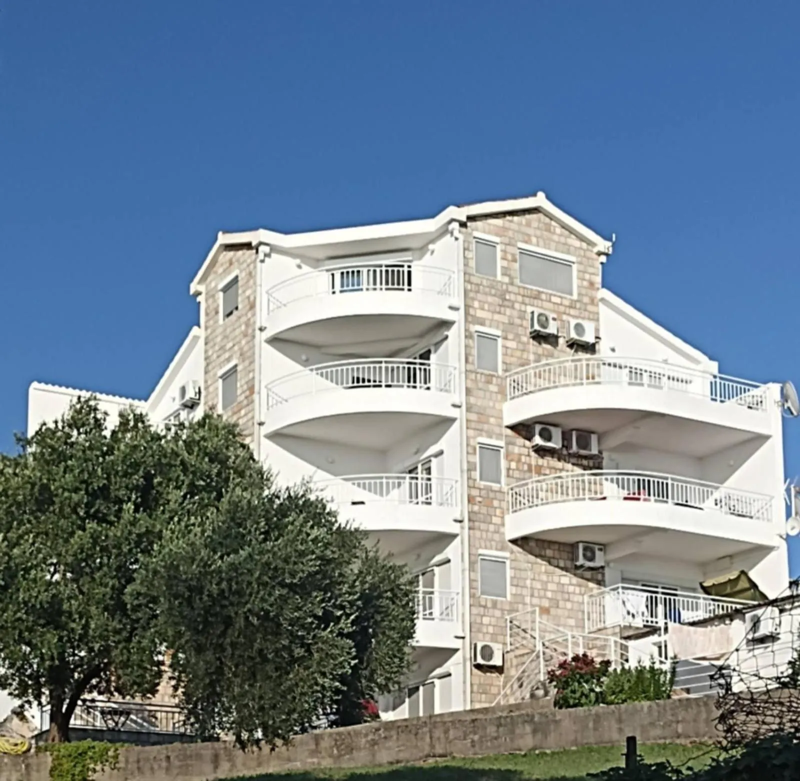 Vila Natalia