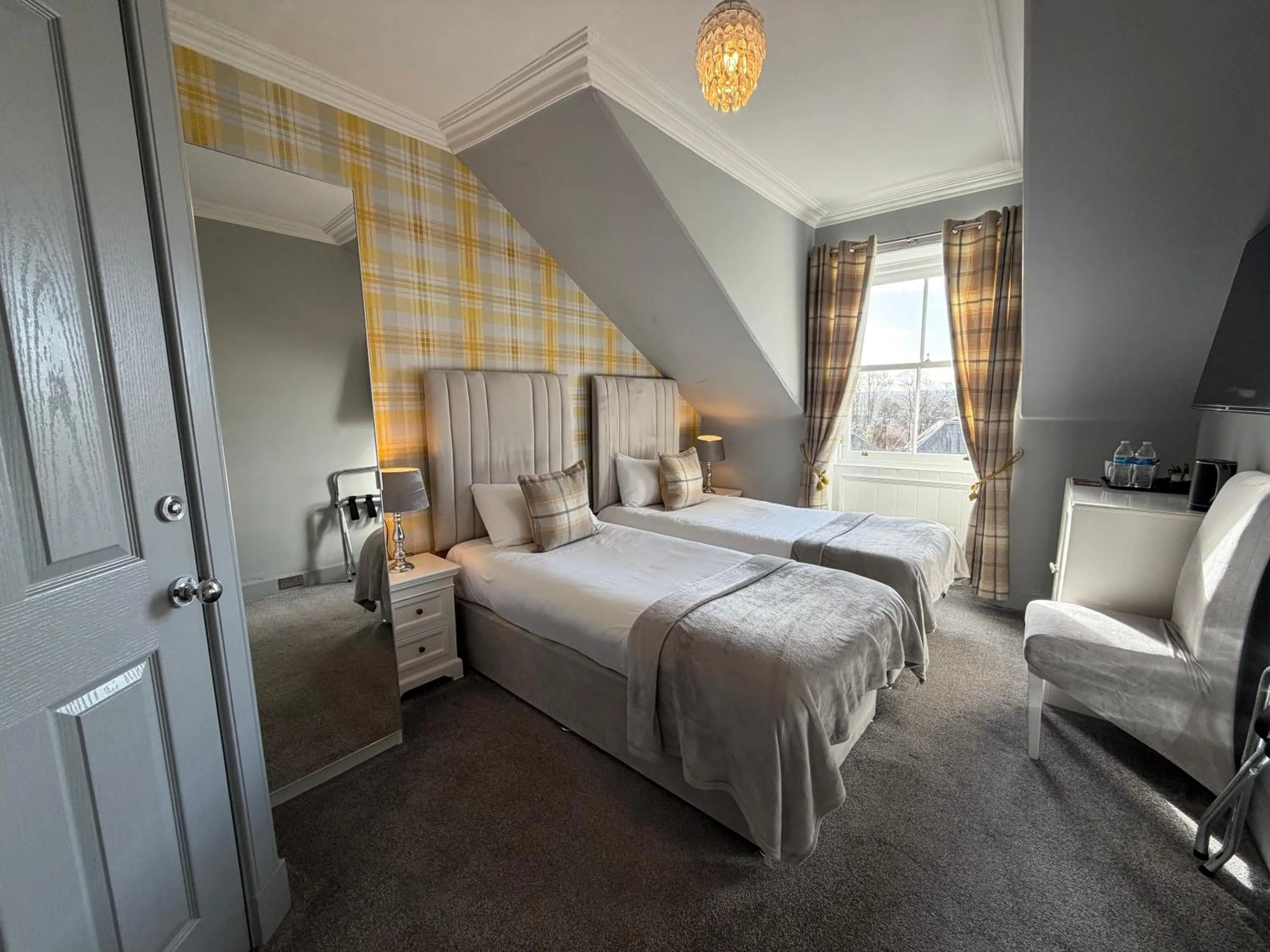 Bed in Grangeview Guest House