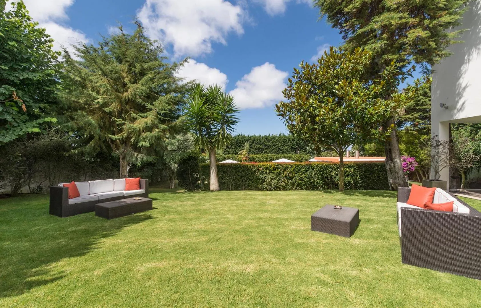 Garden in Cascais Casa Laranja Guesthouse