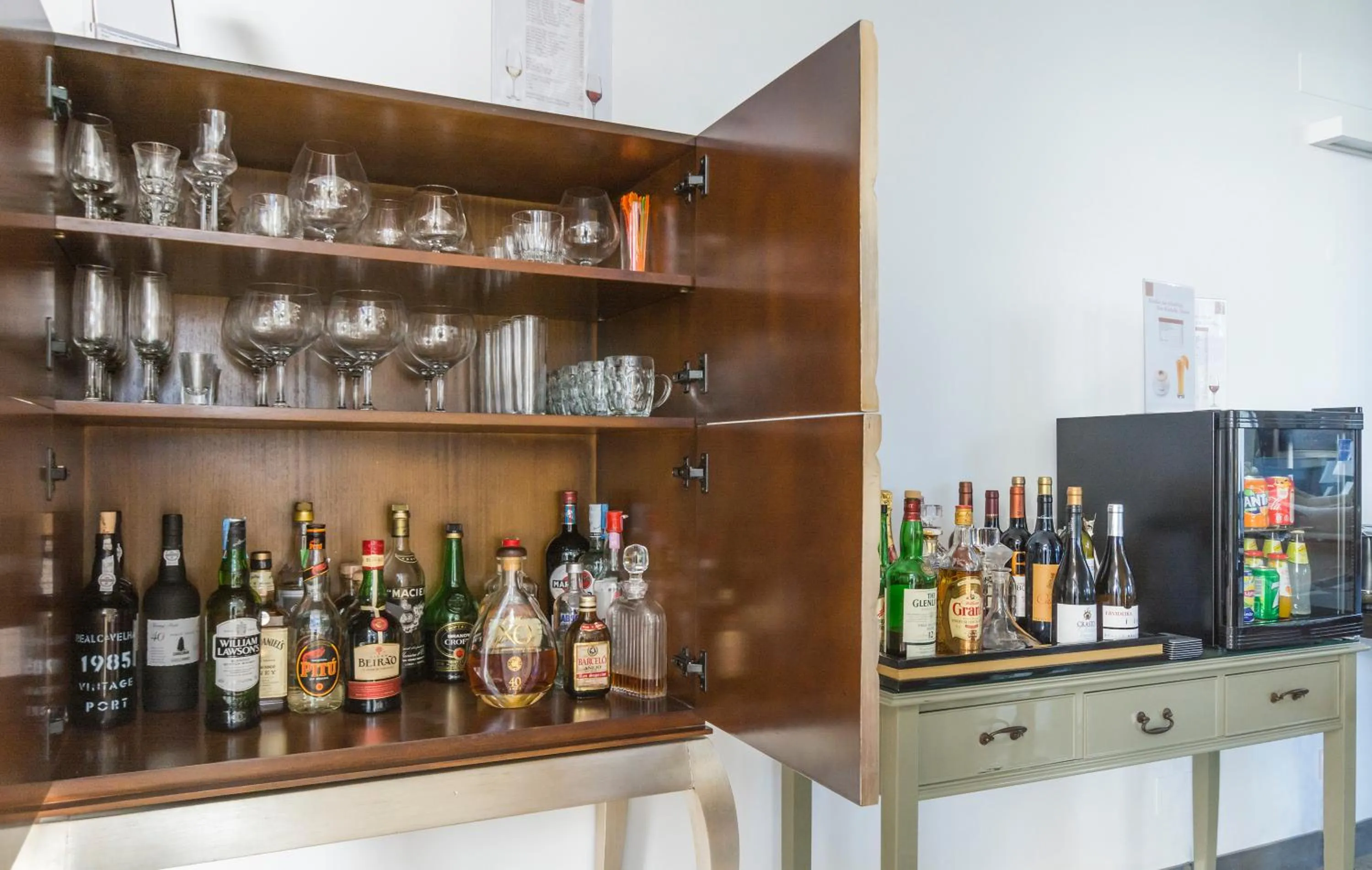 Drinks in Cascais Casa Laranja Guesthouse