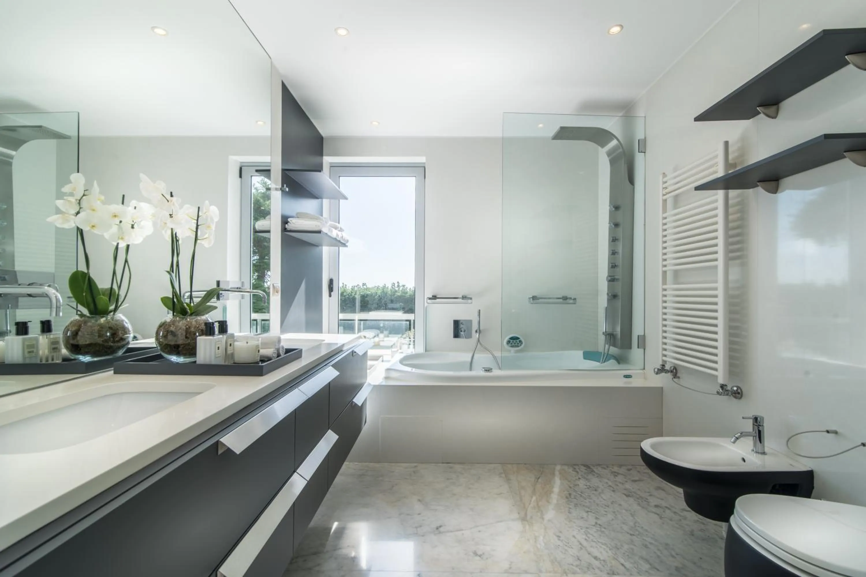 Bathroom in Cascais Casa Laranja Guesthouse