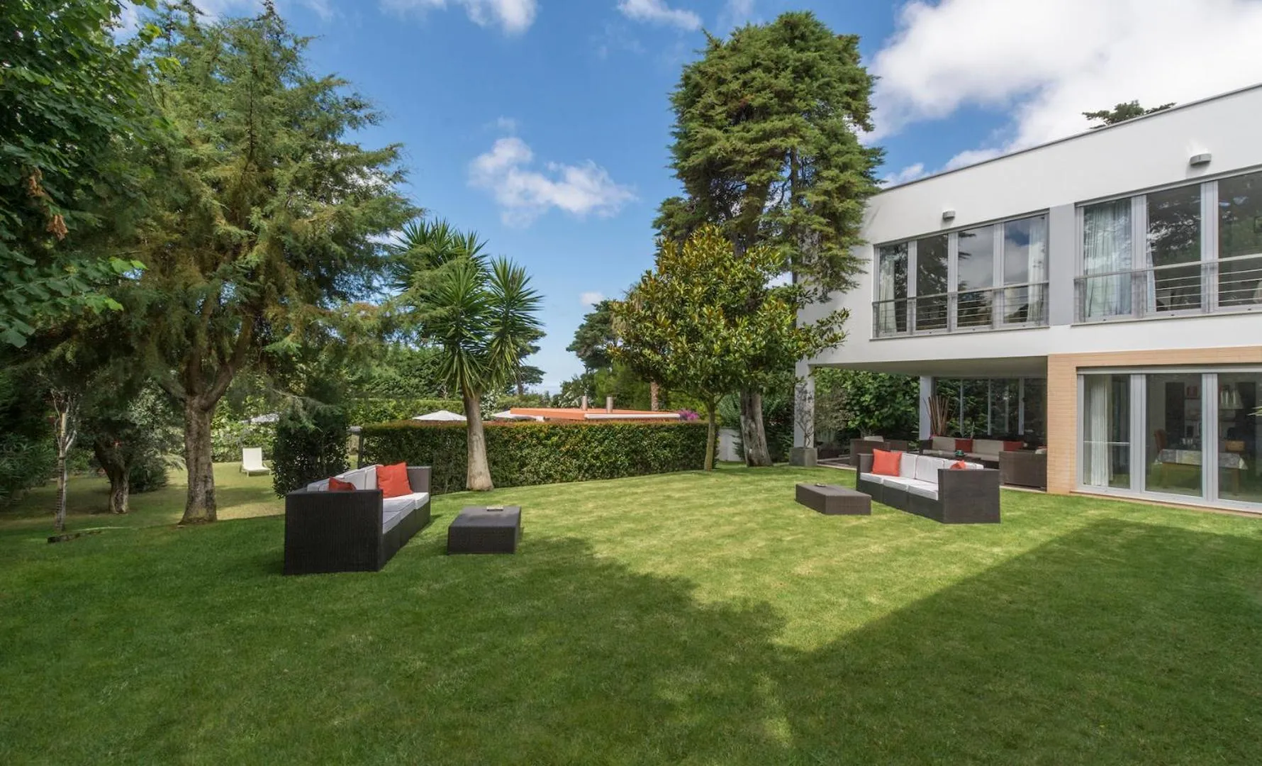 Garden in Cascais Casa Laranja Guesthouse