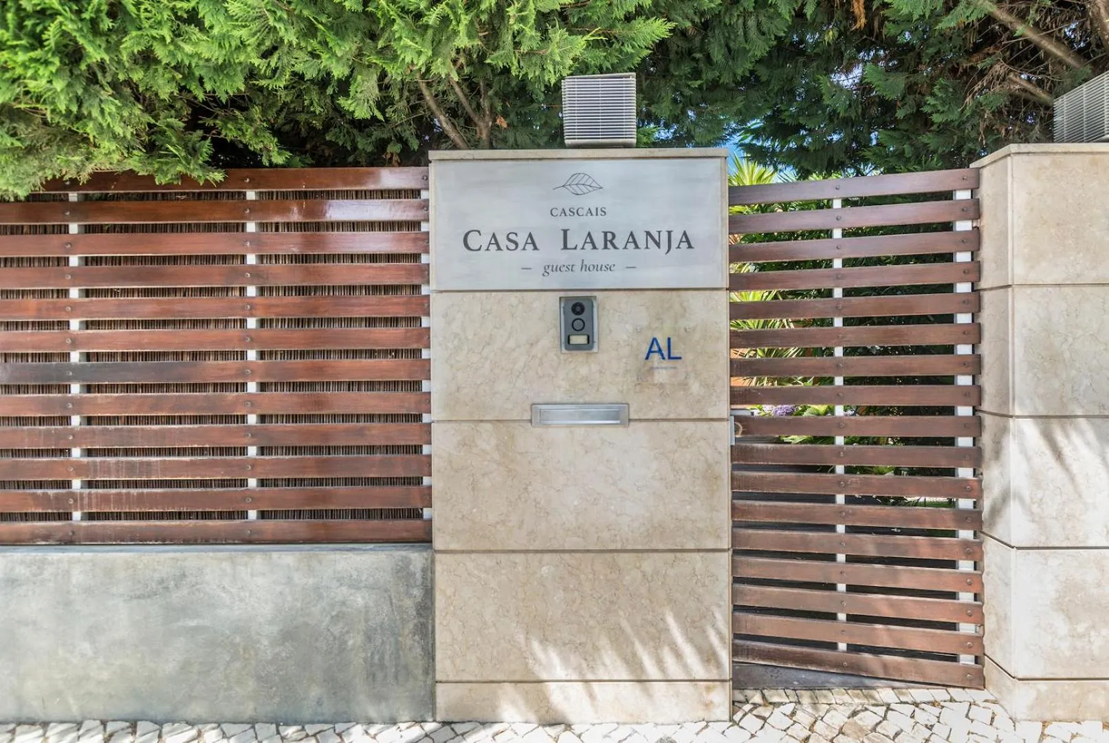 Property logo or sign in Cascais Casa Laranja Guesthouse