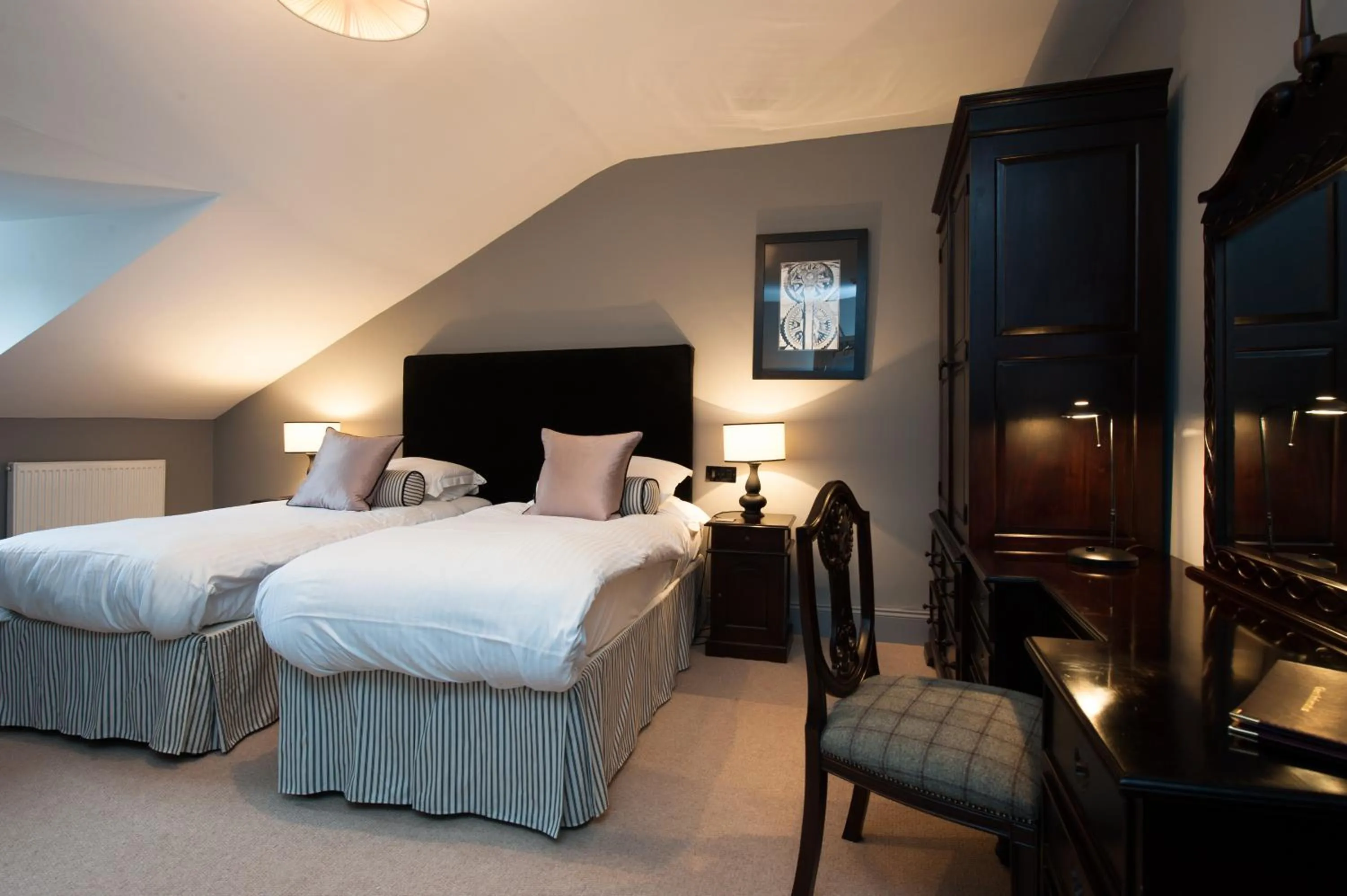 Bed in No11 Boutique Hotel & Brasserie