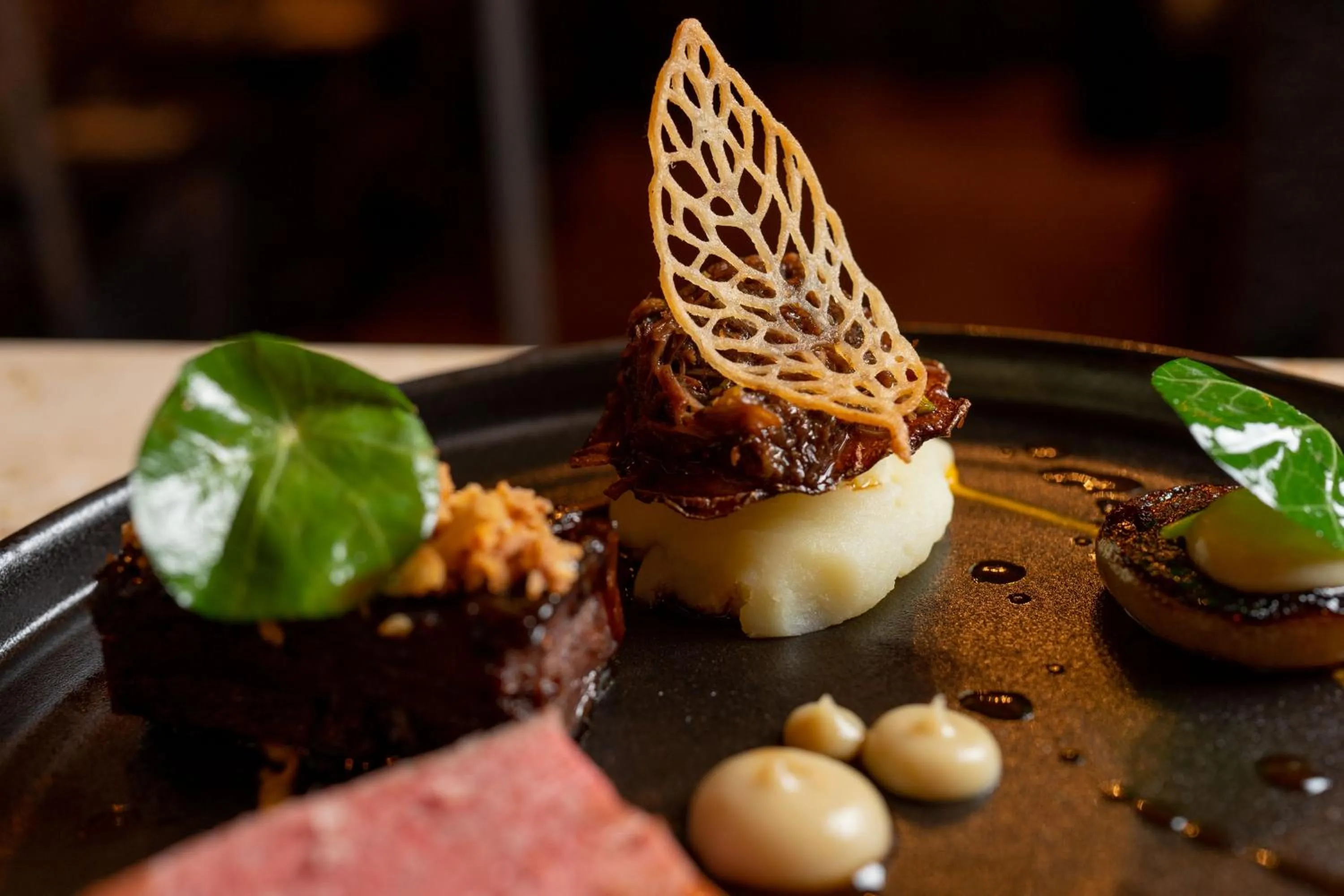 Restaurant/places to eat in No11 Boutique Hotel & Brasserie