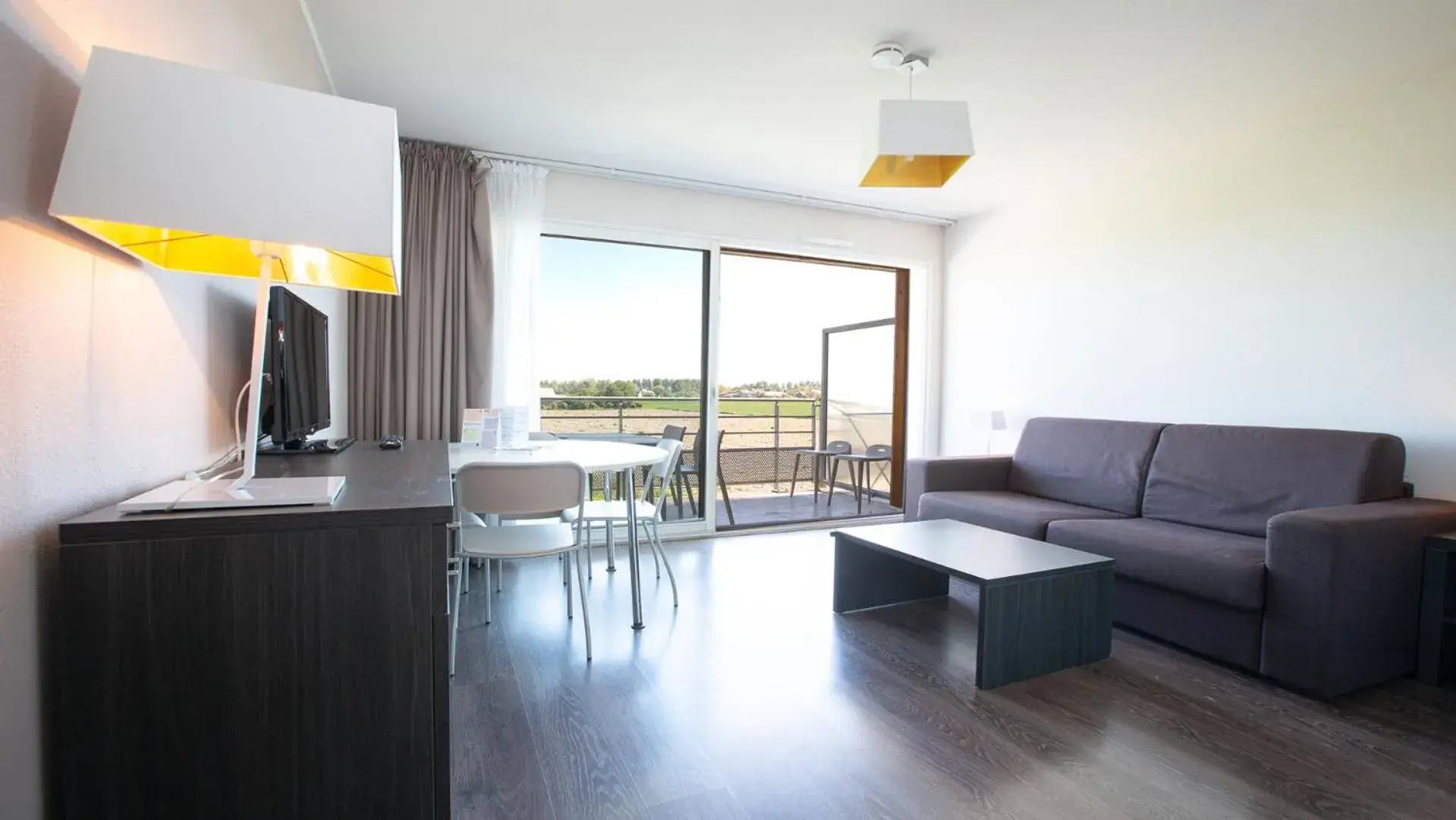 Living room in Vacancéole - Le Domaine du Mont - Mont St Michel Living room in Vacancéole - Le Domaine du Mont - Mont St Michel