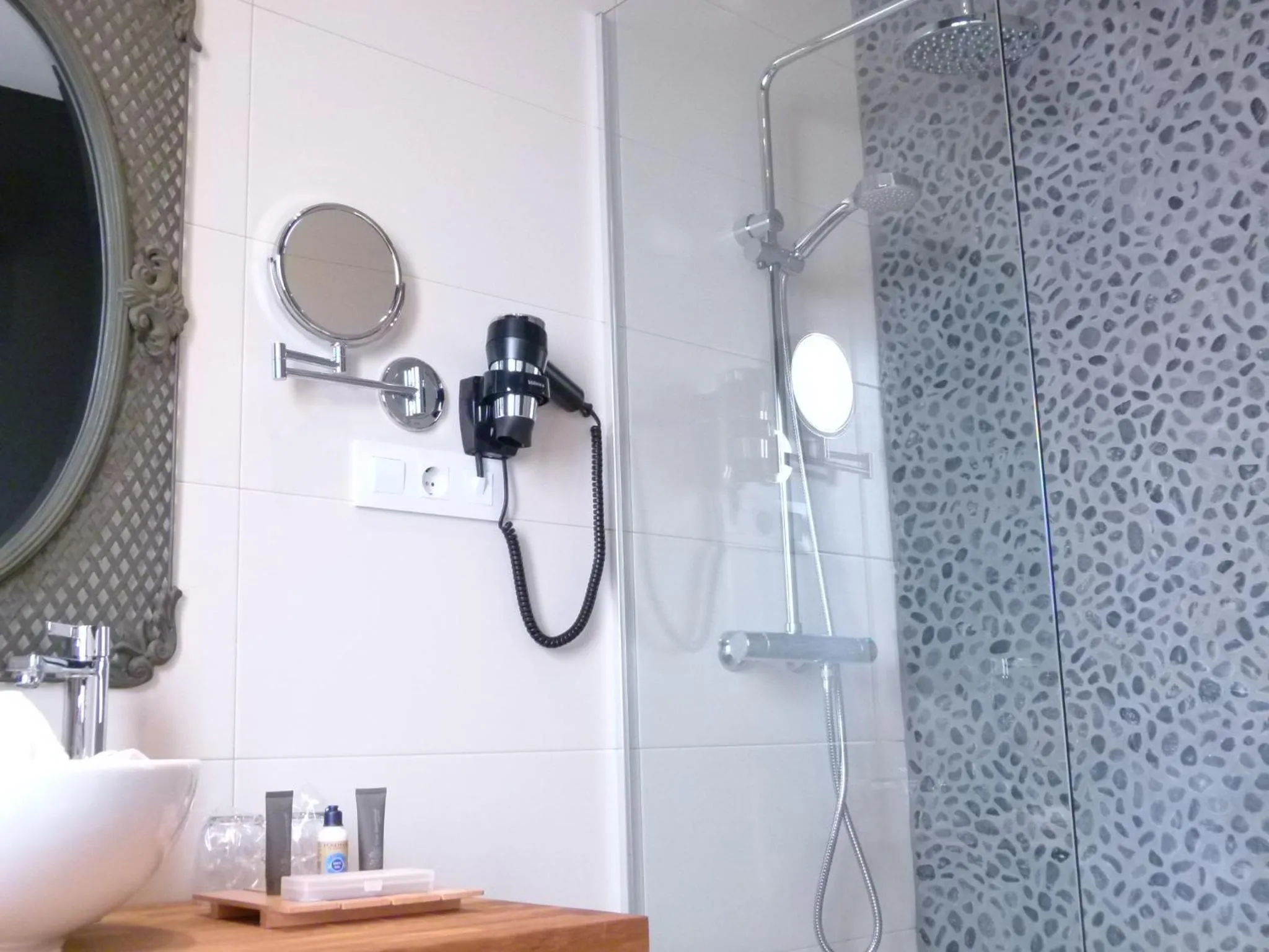 Bathroom in Alda Apartamentos Muralla de Toledo