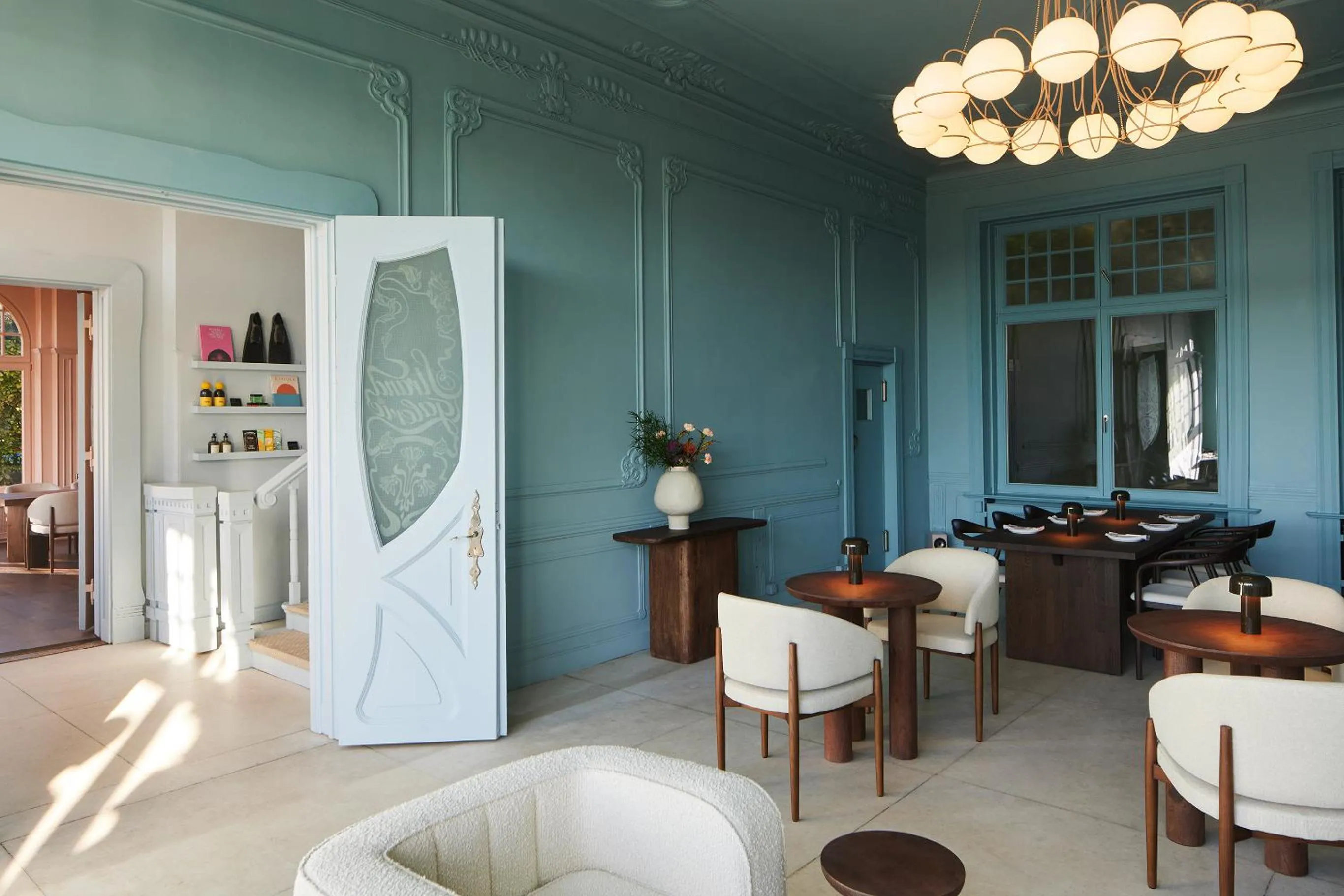 Lobby or reception in stilwerk Strandhotel Blankenese