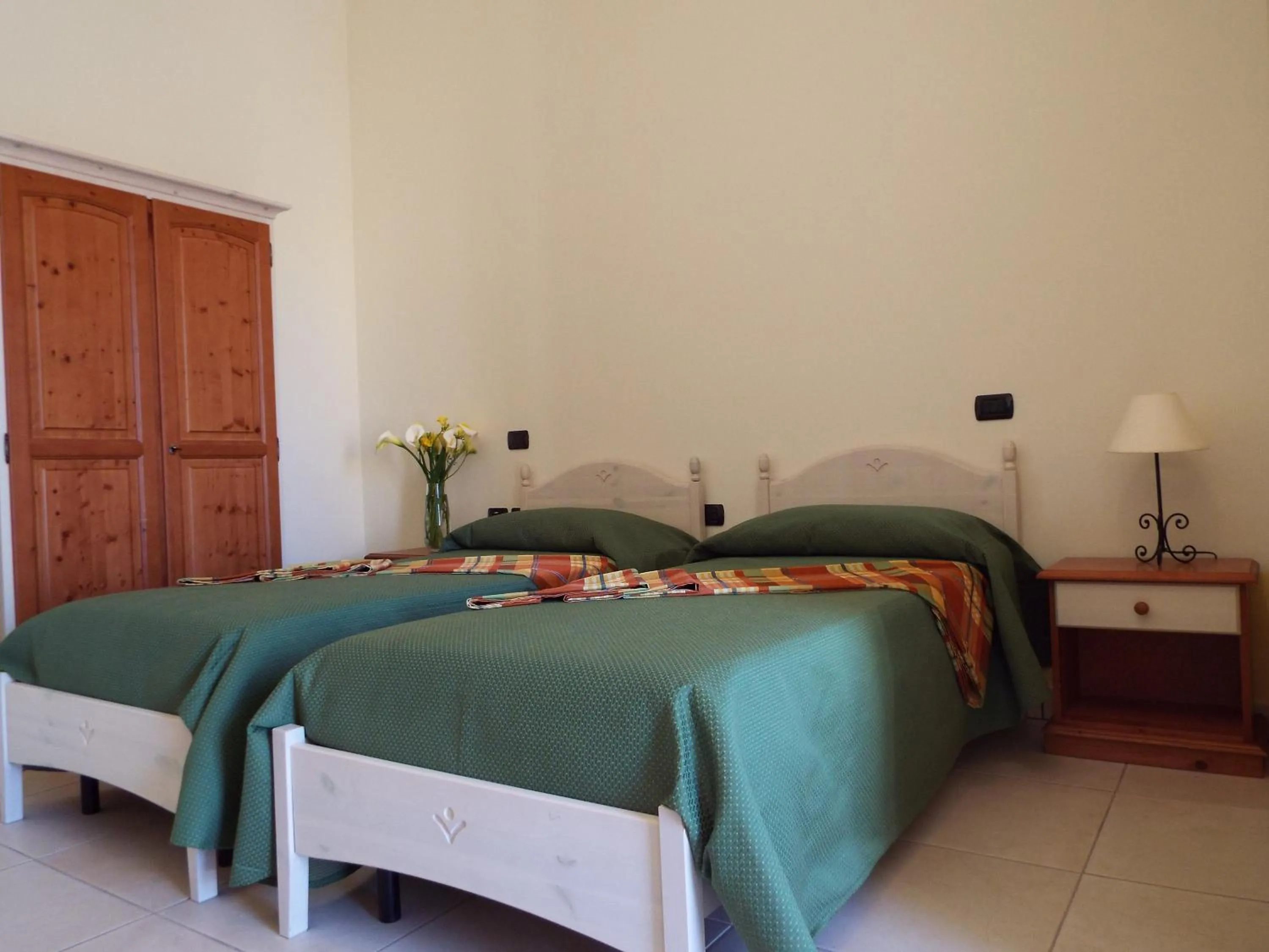 Photo of the whole room, Bed in Delle Rose, Hotel & Horse Riding