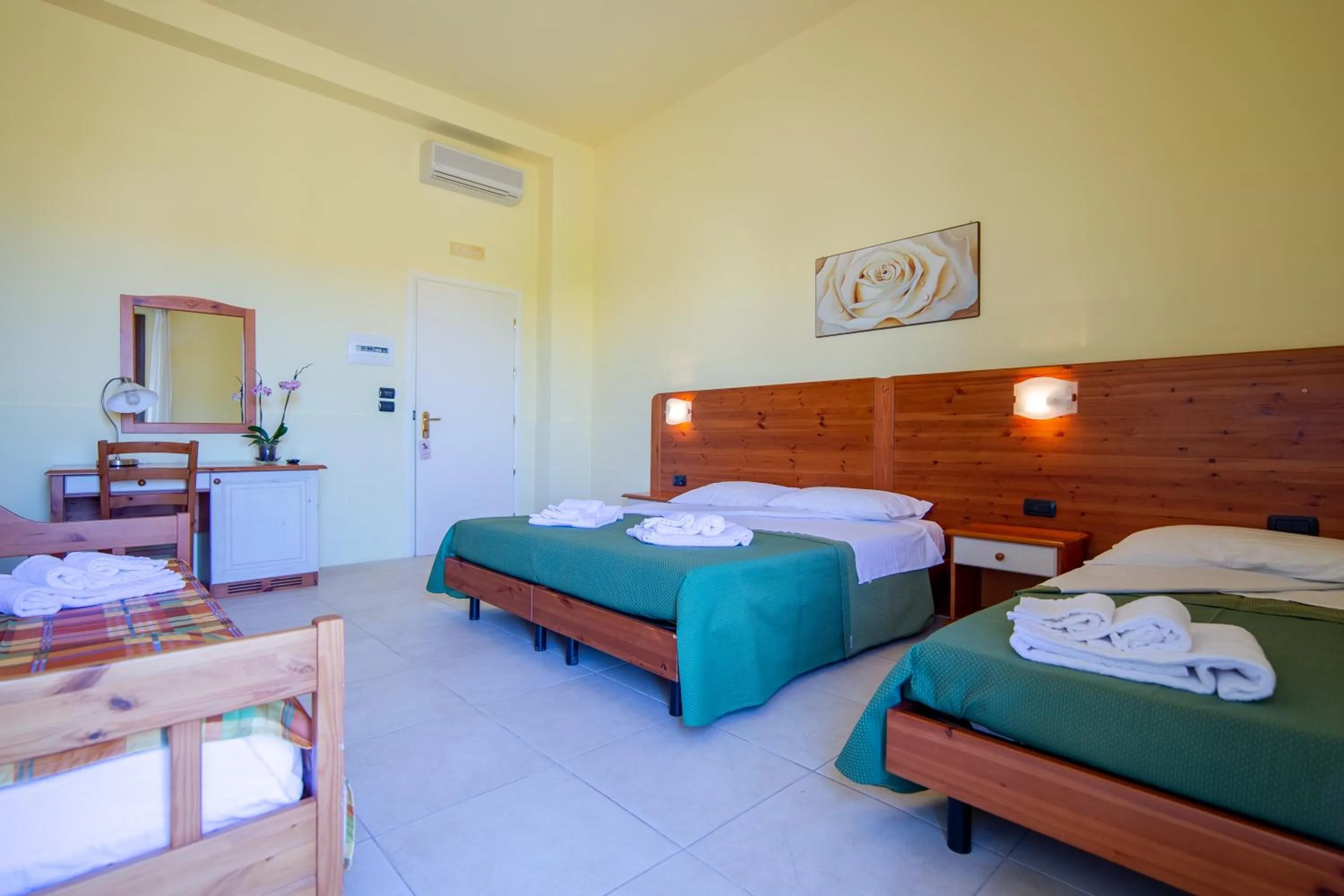 Bedroom, Bed in Delle Rose, Hotel & Horse Riding