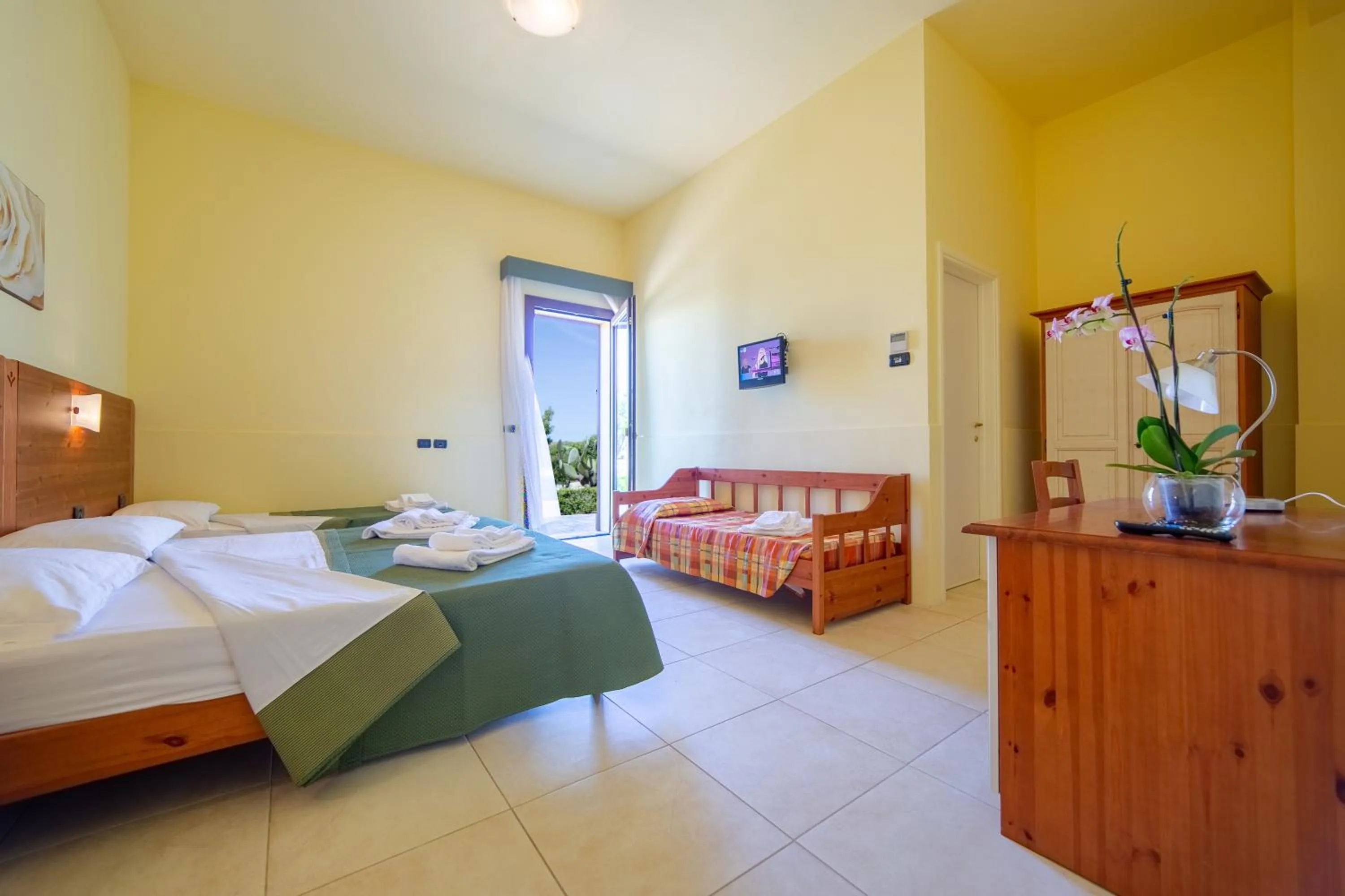 Bedroom, Bed in Delle Rose, Hotel & Horse Riding