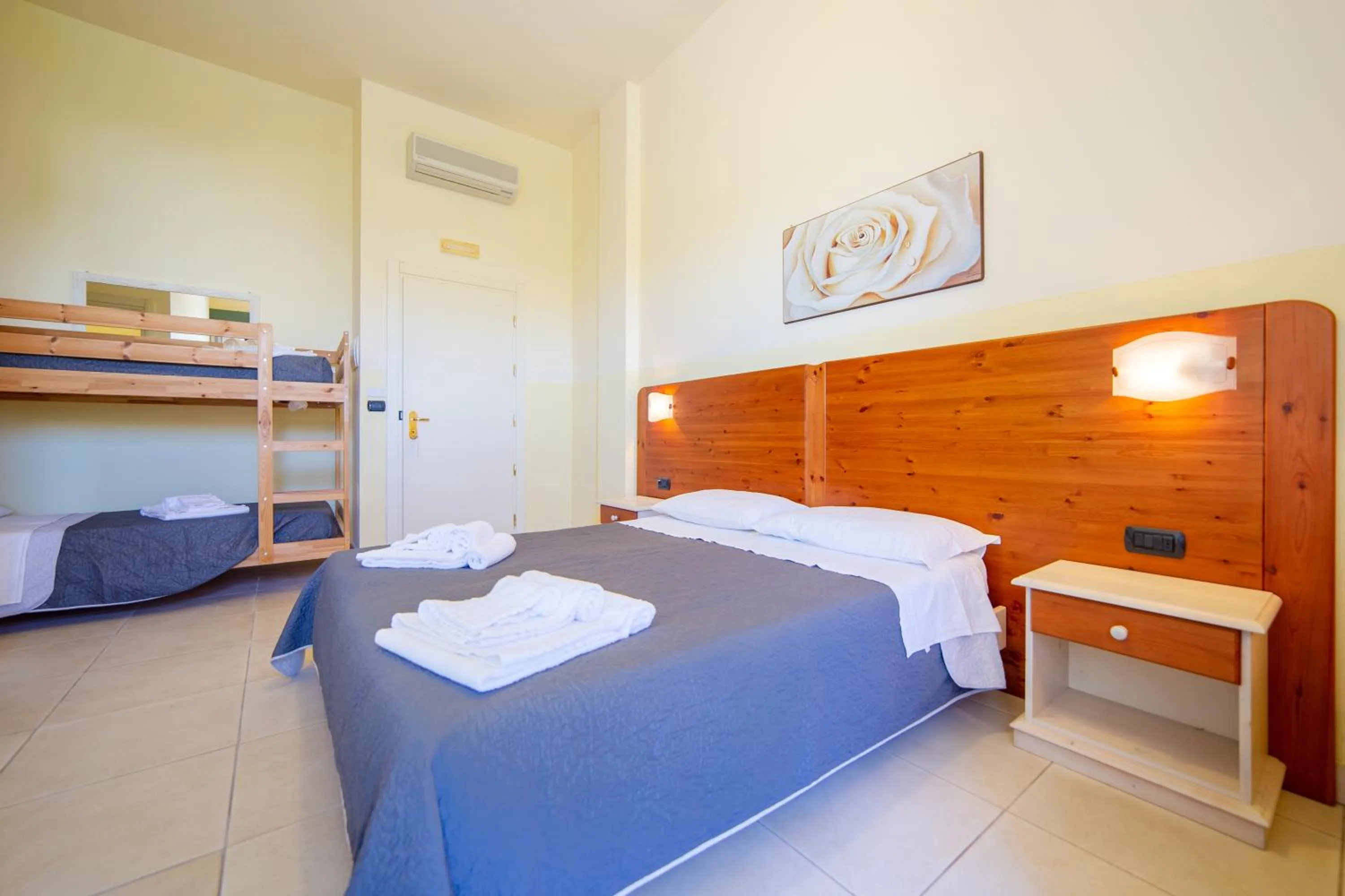 Bedroom, Bed in Delle Rose, Hotel & Horse Riding