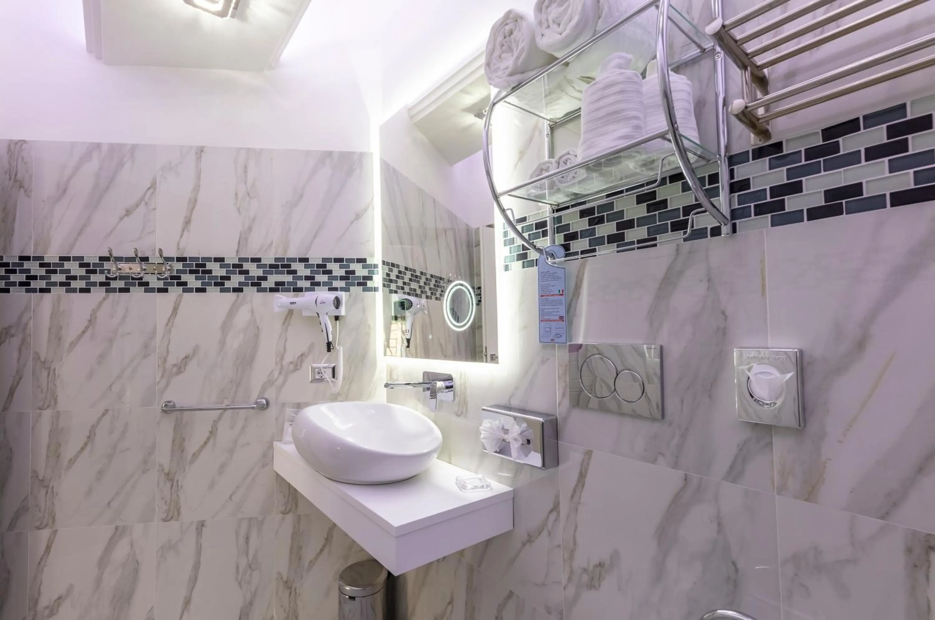 Bathroom in THE ONE Boutique Hotel & SPA Rome