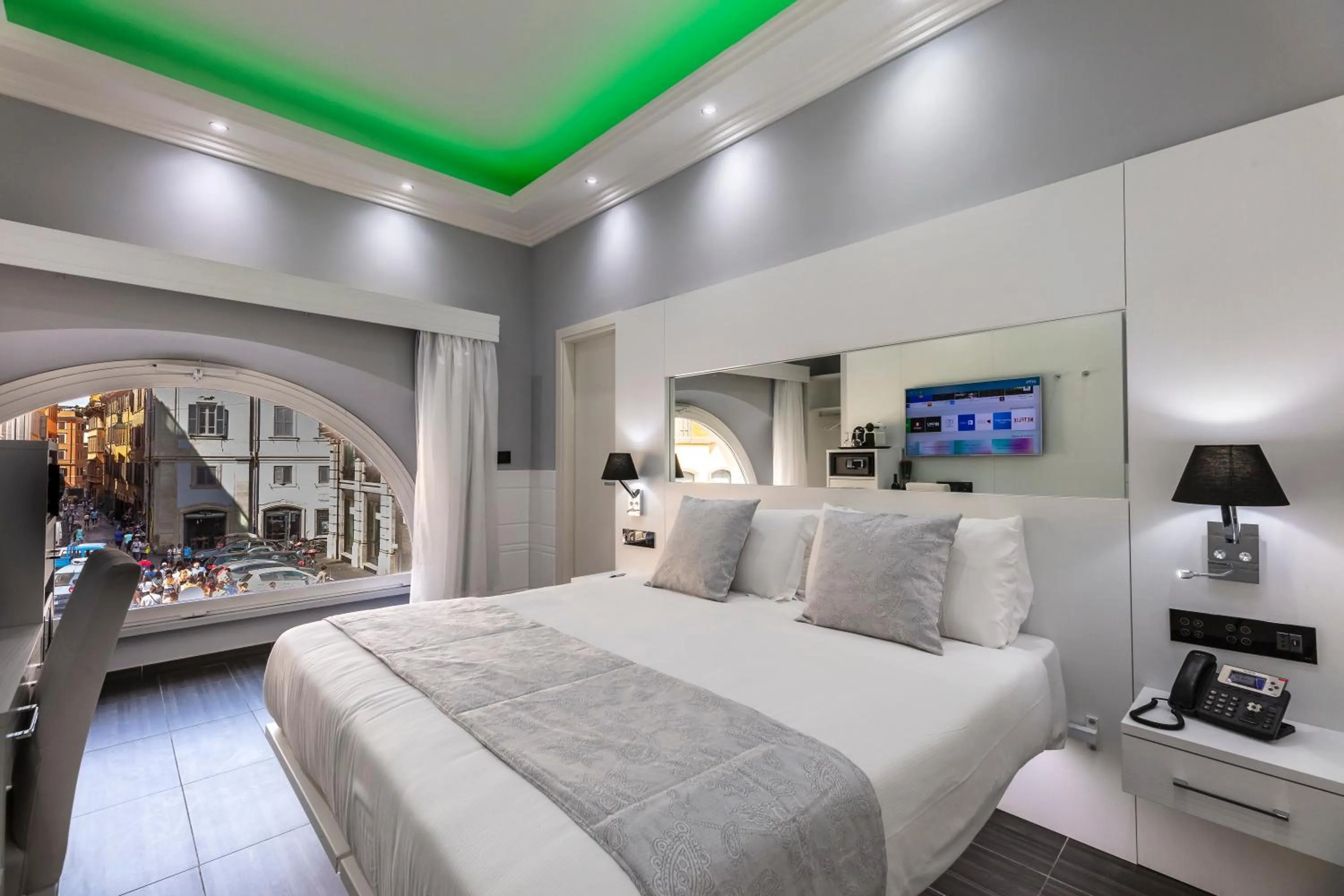 Photo of the whole room, Bed in THE ONE Boutique Hotel & SPA Rome