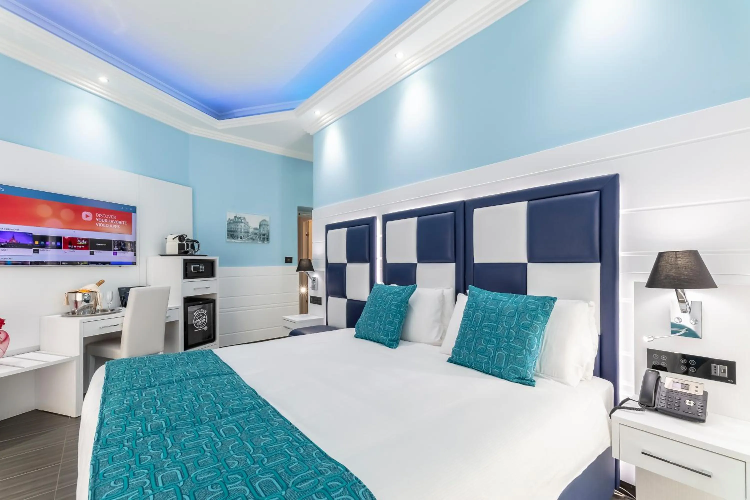 Photo of the whole room, Bed in THE ONE Boutique Hotel & SPA Rome