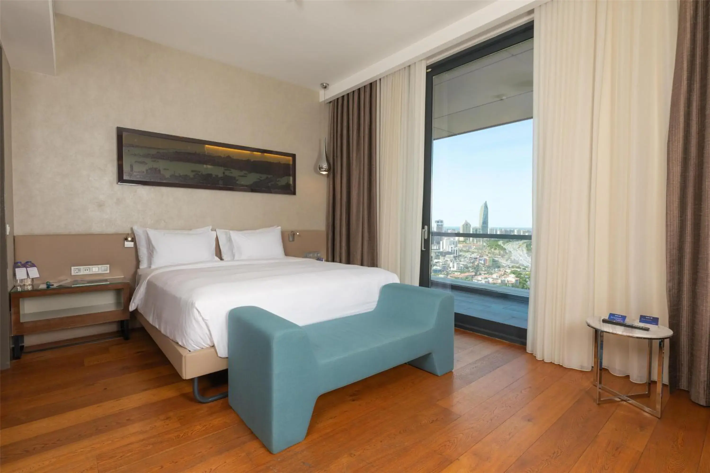 Photo of the whole room, Bed in Radisson Blu Hotel Istanbul Asia Photo of the whole room, Bed in Radisson Blu Hotel Istanbul Asia