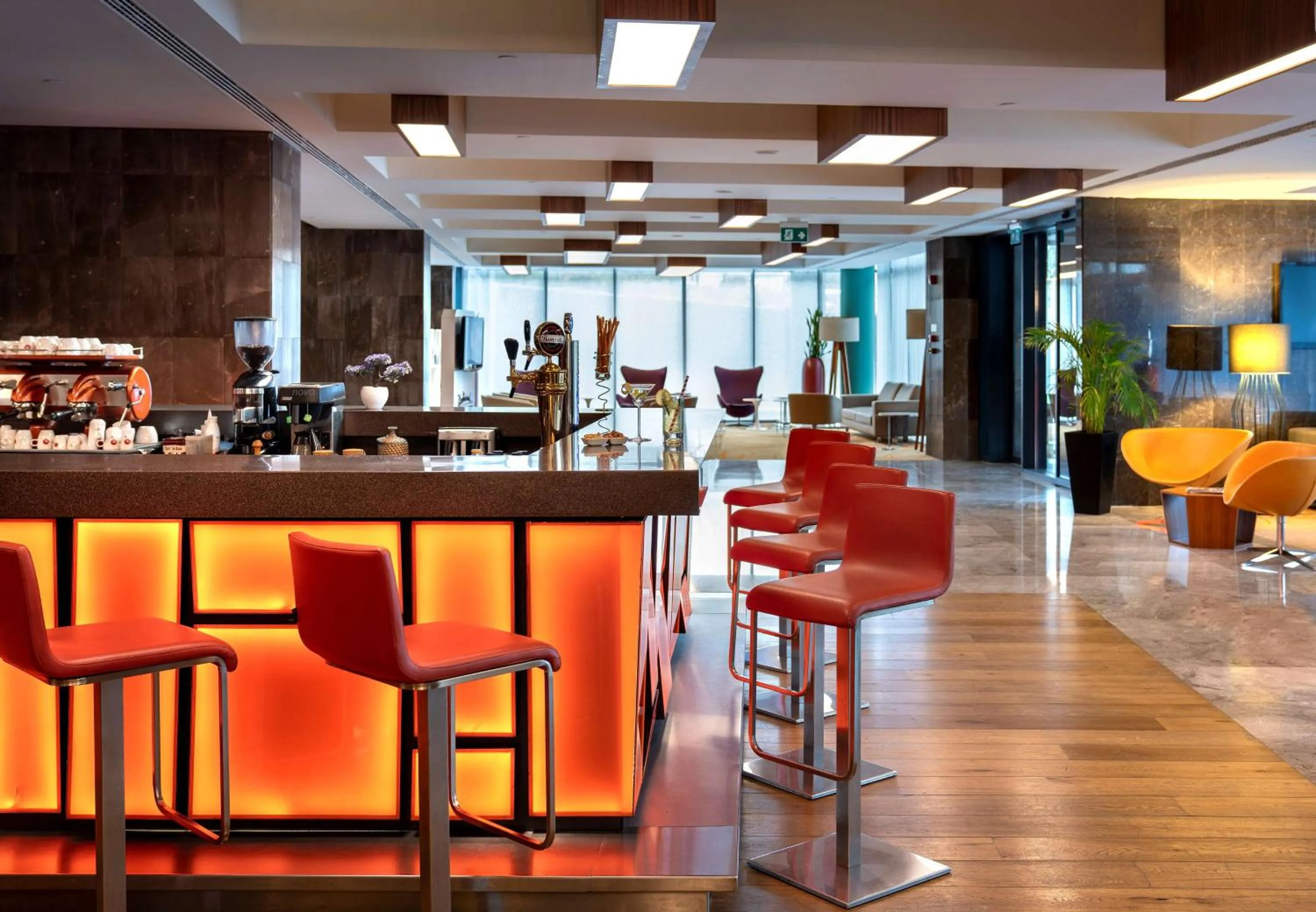 Lounge or bar in Radisson Blu Hotel Istanbul Asia
