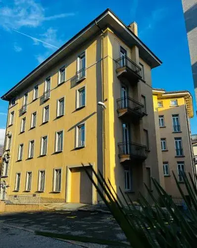 GuestHouse Lugano Studio Apartments by LR GuestHouse Lugano Studio Apartments by LR