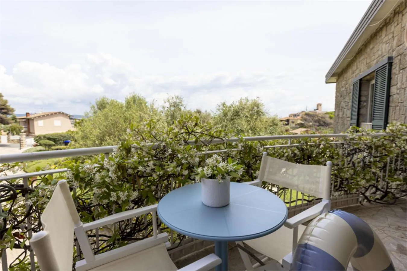 Patio in Hotel Capo D'Uomo