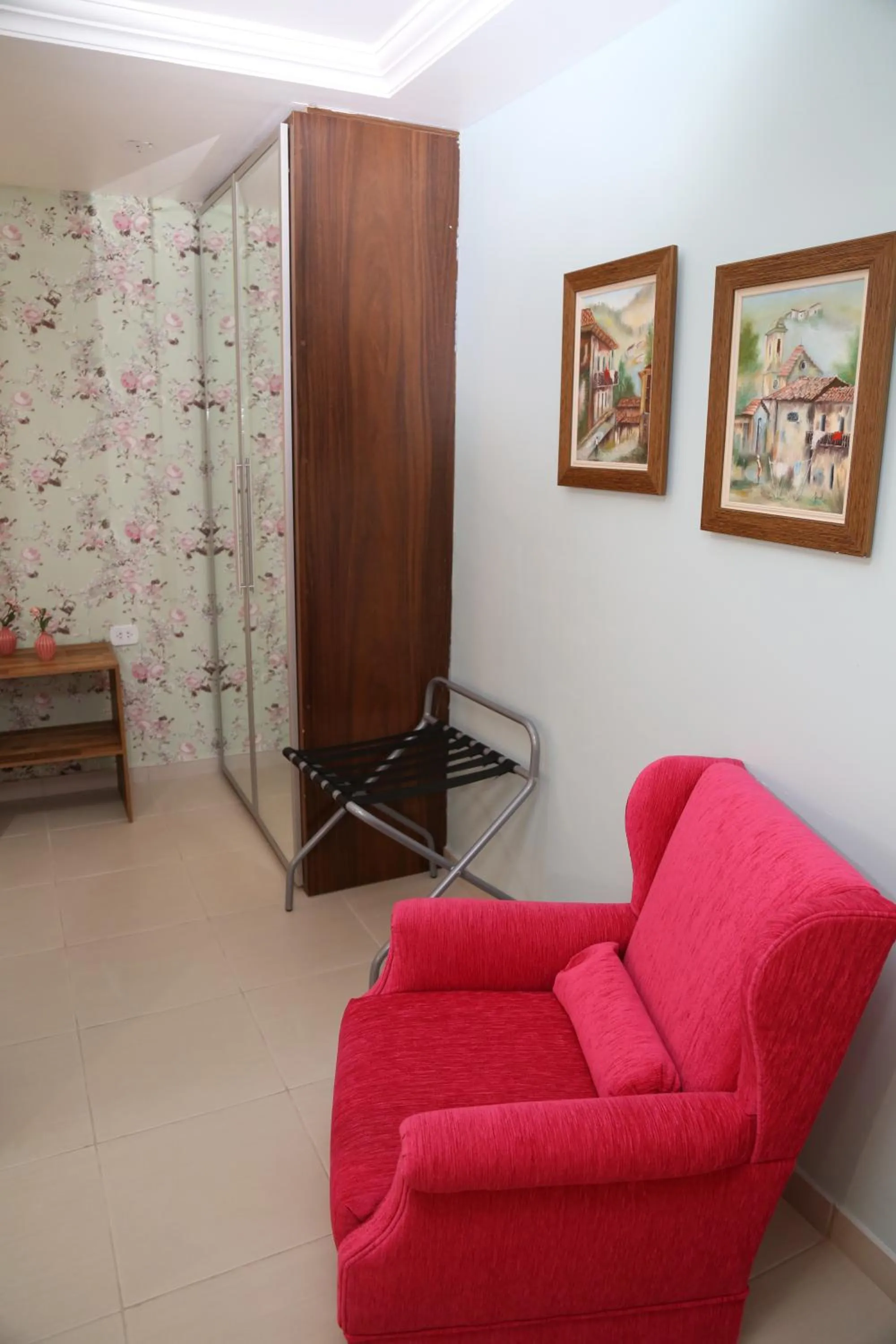 CHA Royal Plaza Hotel