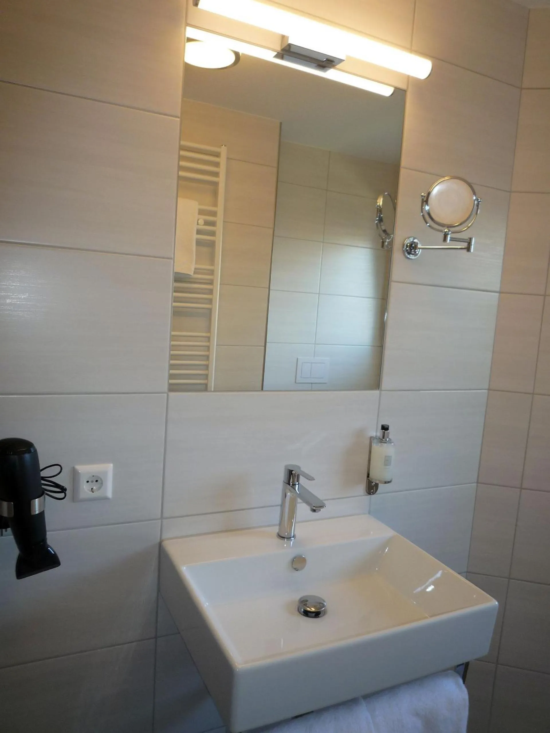Bathroom in Hotel - Restaurant Veldscholten
