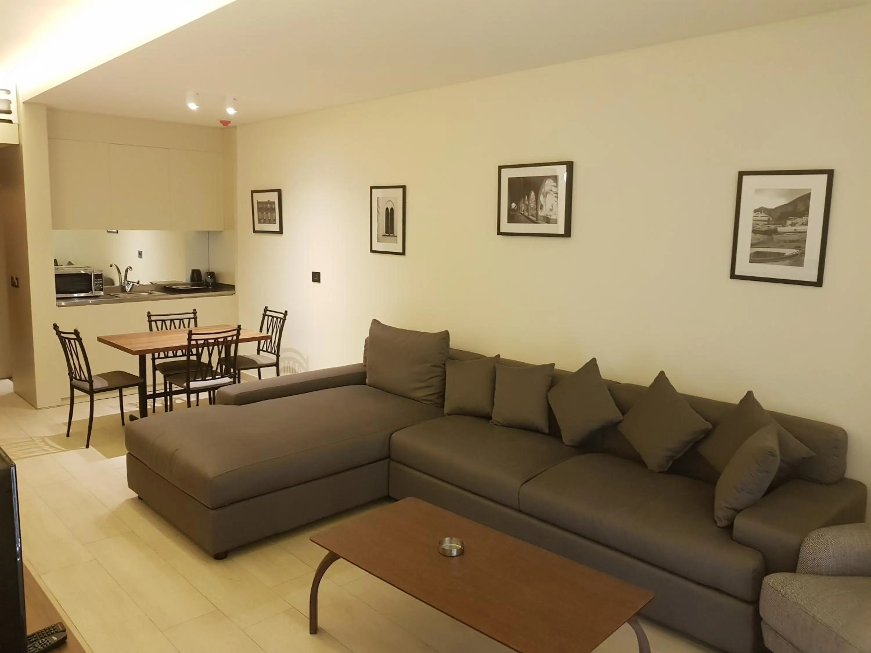 Living room in Le Pave Hotel