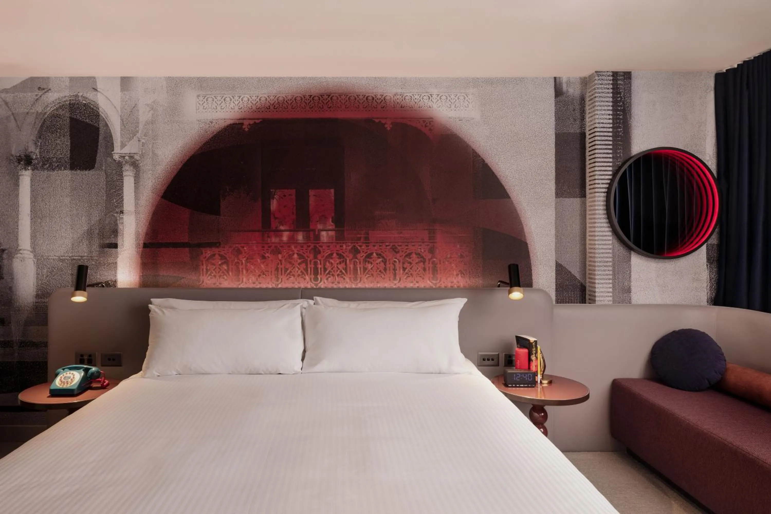 Bed in Hotel Indigo Sydney Potts Point by IHG