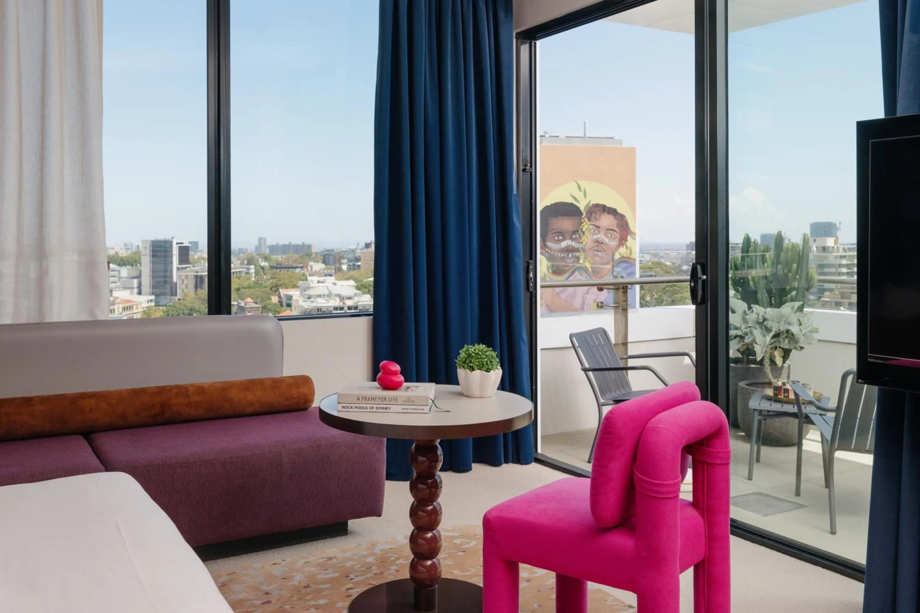 Bedroom in Hotel Indigo Sydney Potts Point by IHG