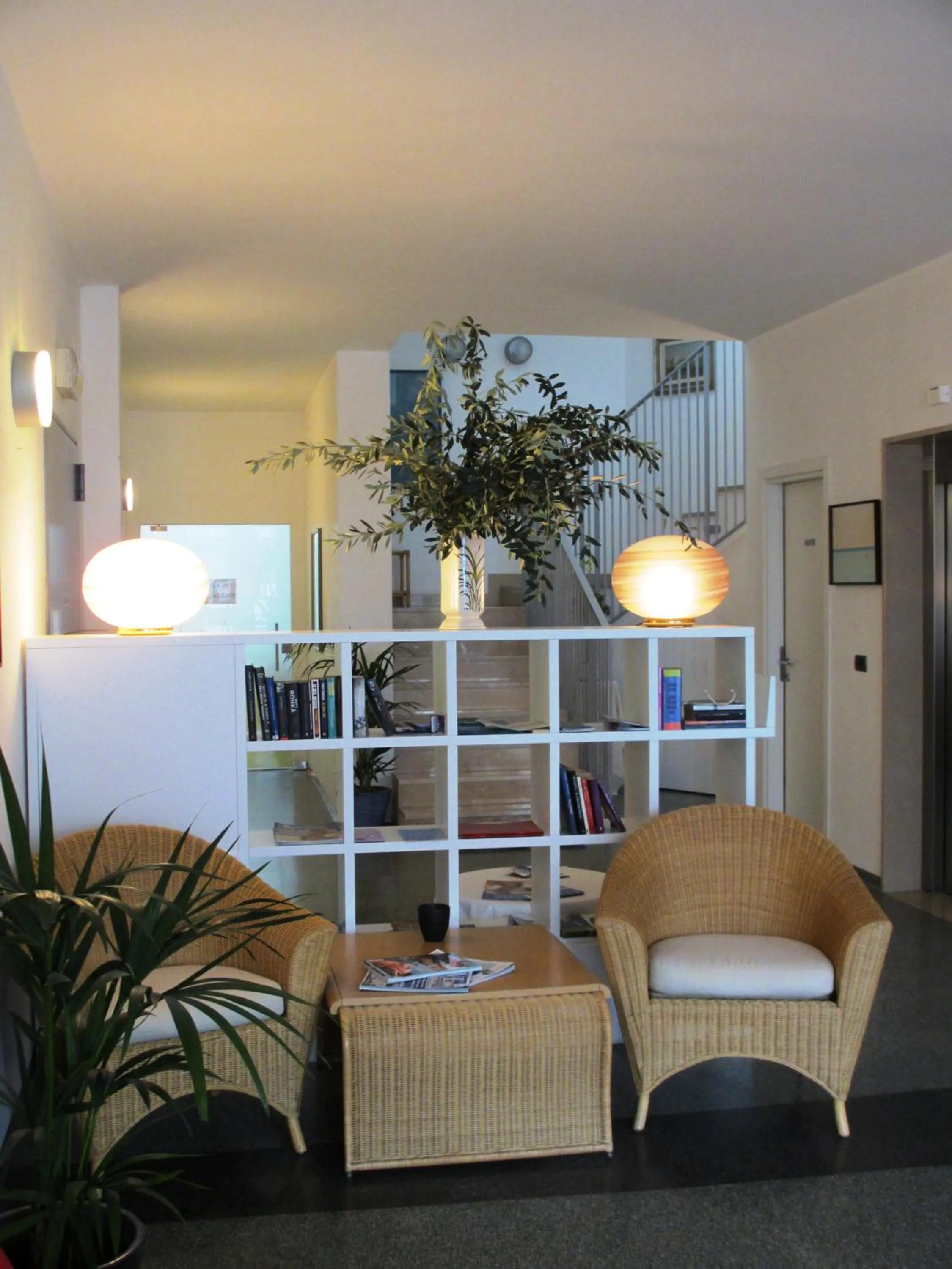 Lobby or reception, Bed in Residence Hotel Hungaria