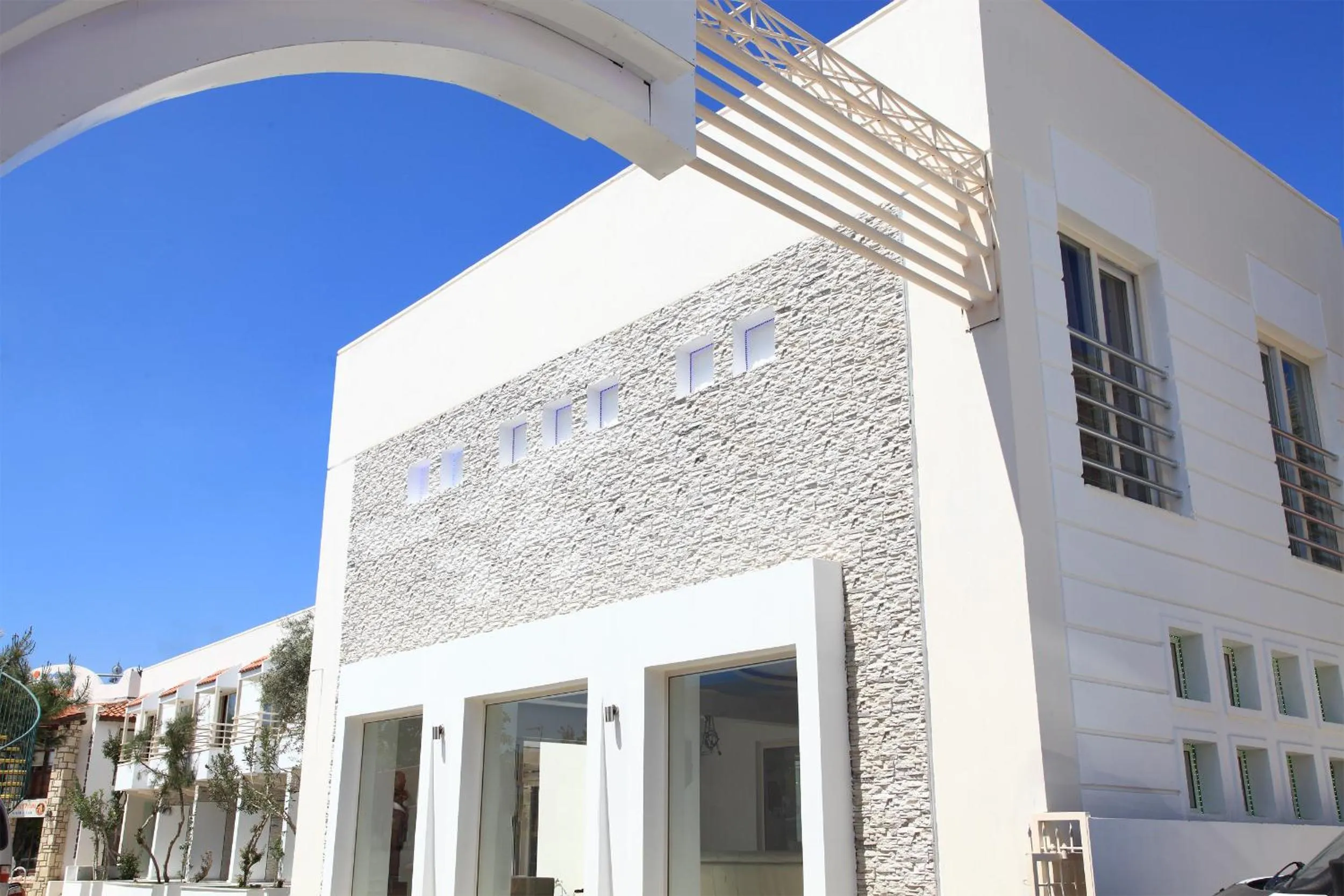 Facade/entrance in Delfi Hotel Spa & Wellness Center