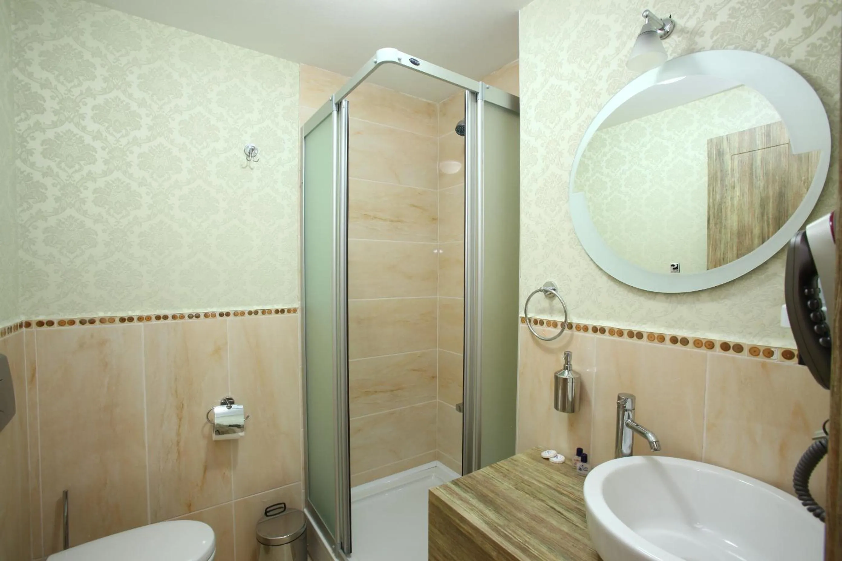 Bathroom in Delfi Hotel Spa & Wellness Center