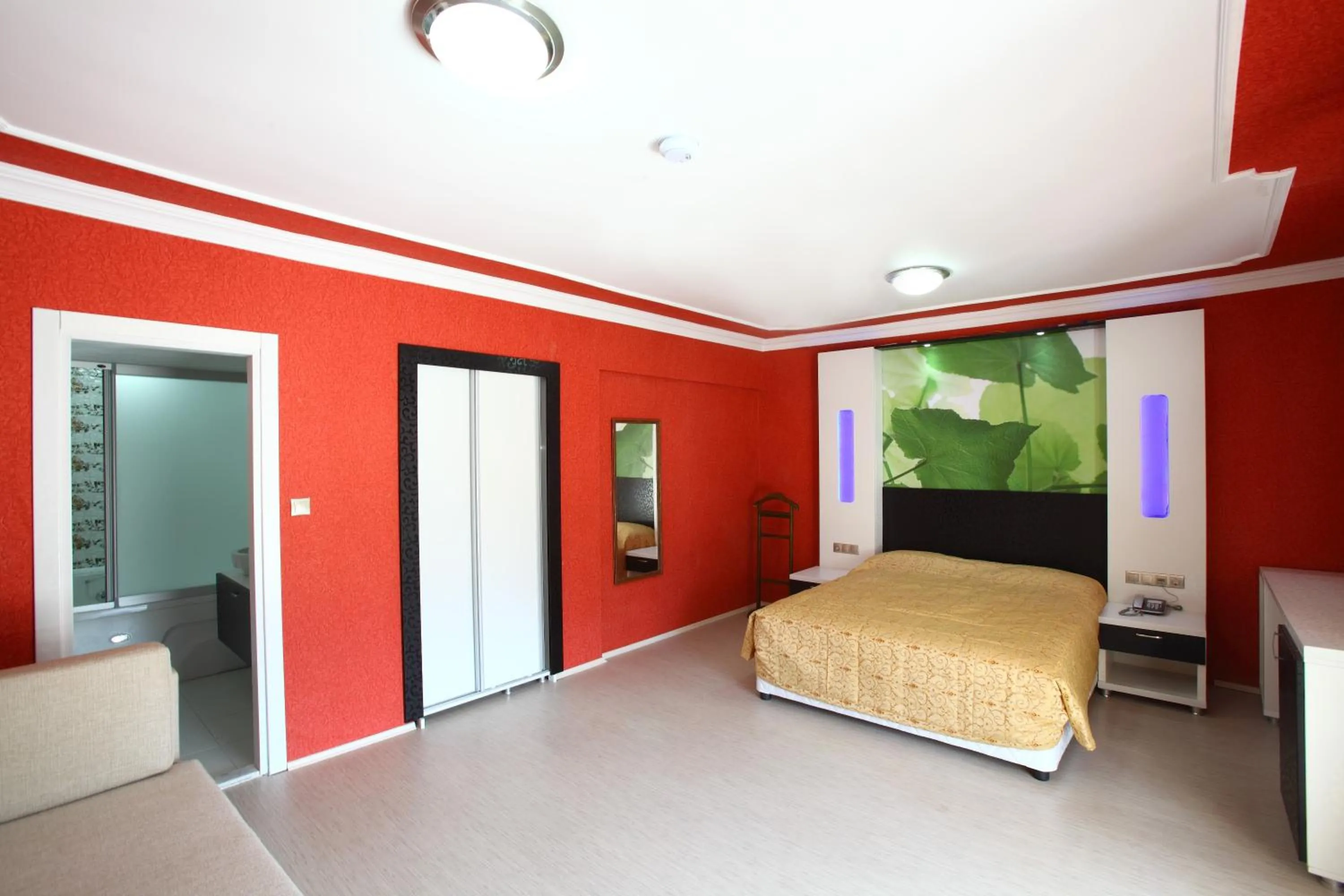 Bedroom, Bed in Delfi Hotel Spa & Wellness Center