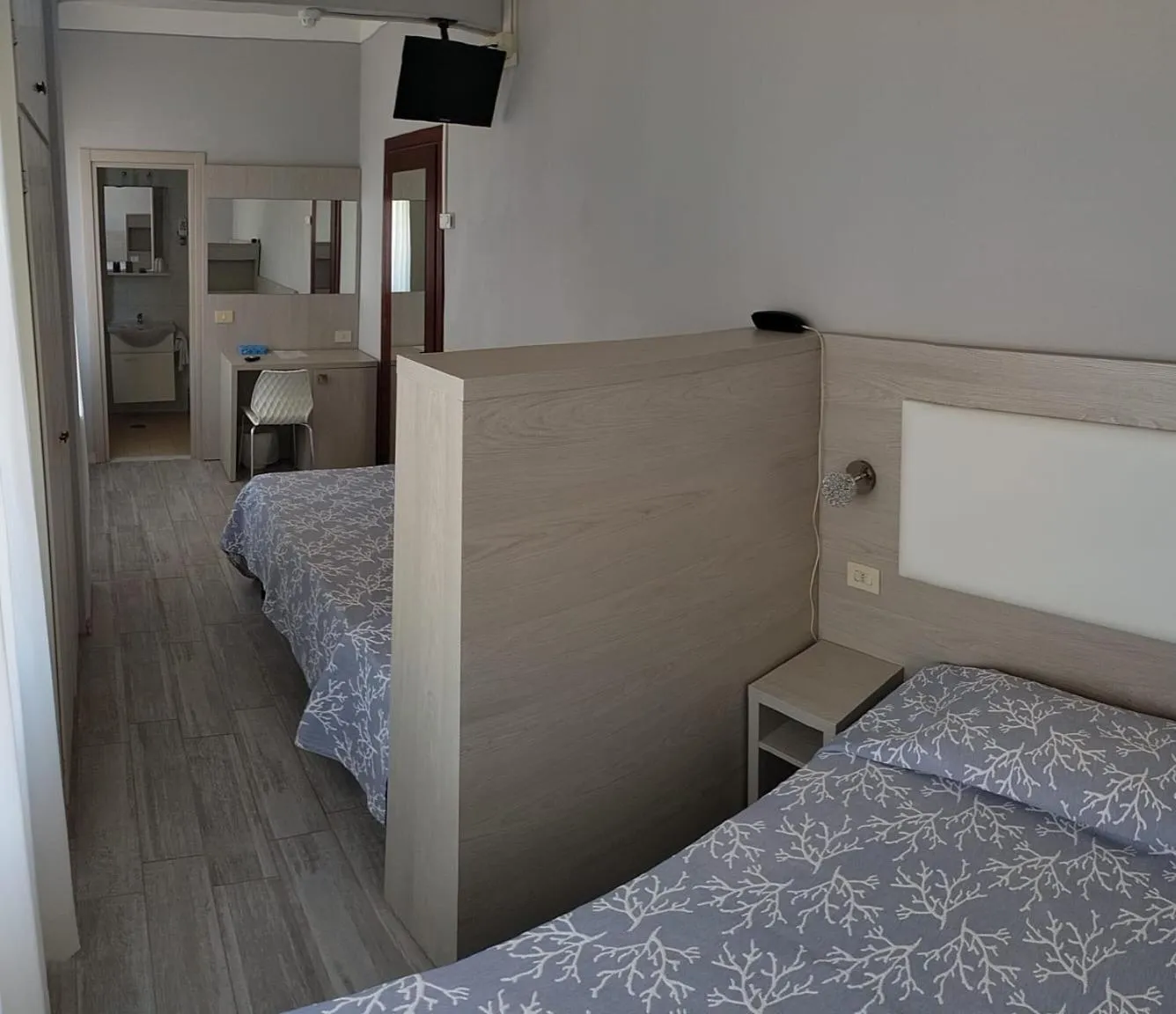 Bedroom, Bed in Albergo Battelli Only Adults