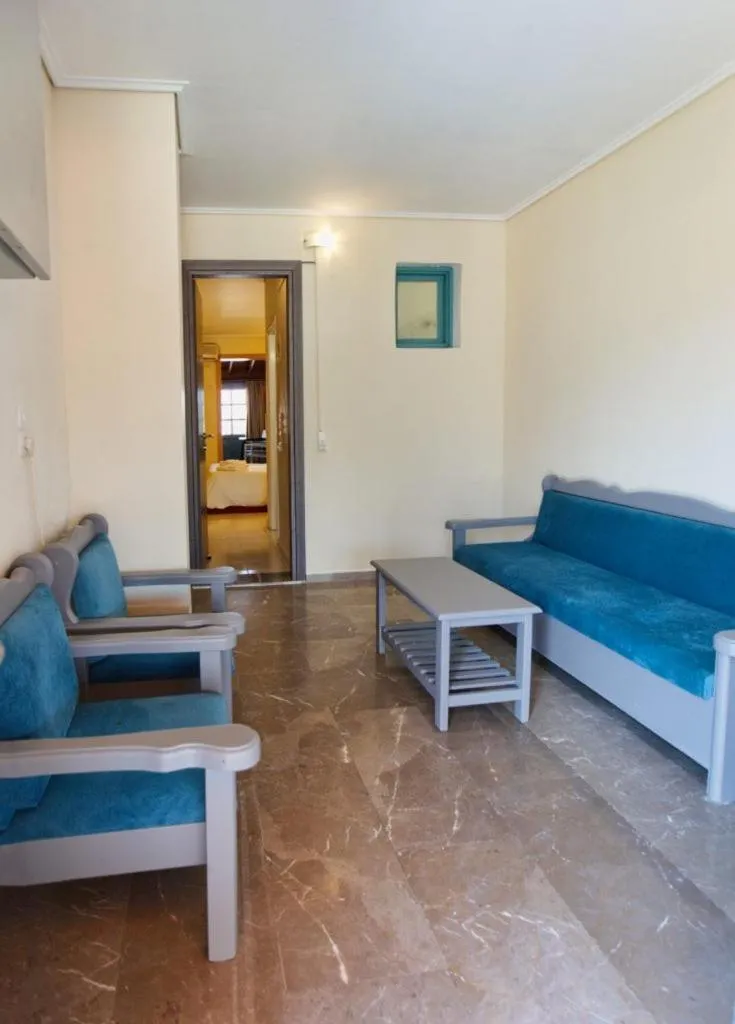Theofilos Classic Hotel