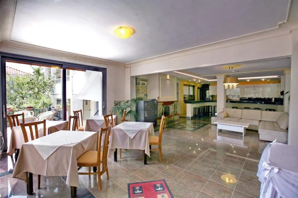 Breakfast in Theofilos Classic Hotel