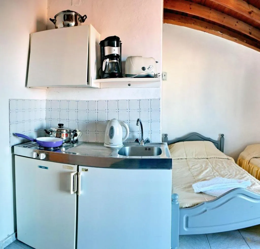Theofilos Classic Hotel