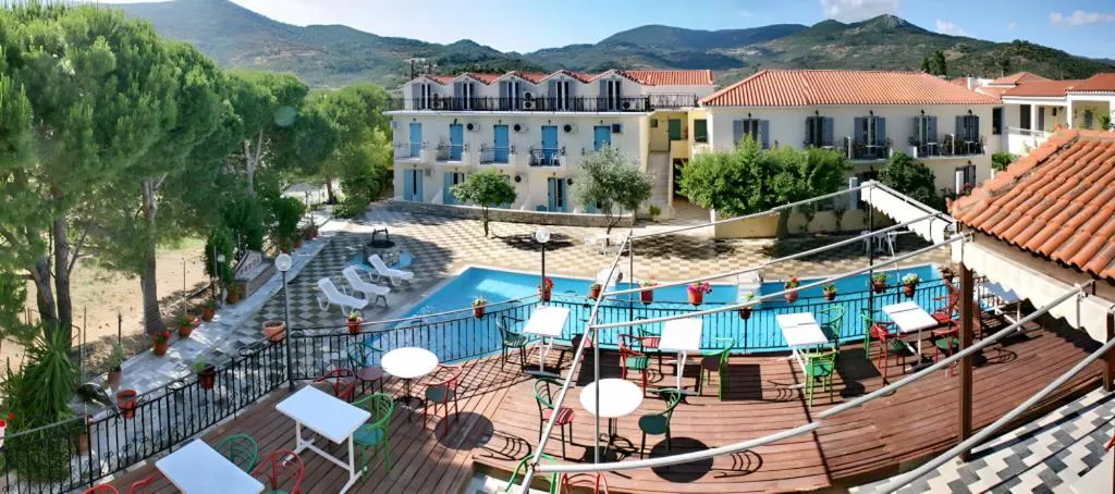 Theofilos Classic Hotel