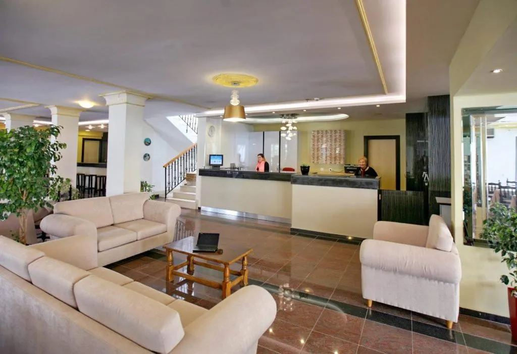 Theofilos Classic Hotel
