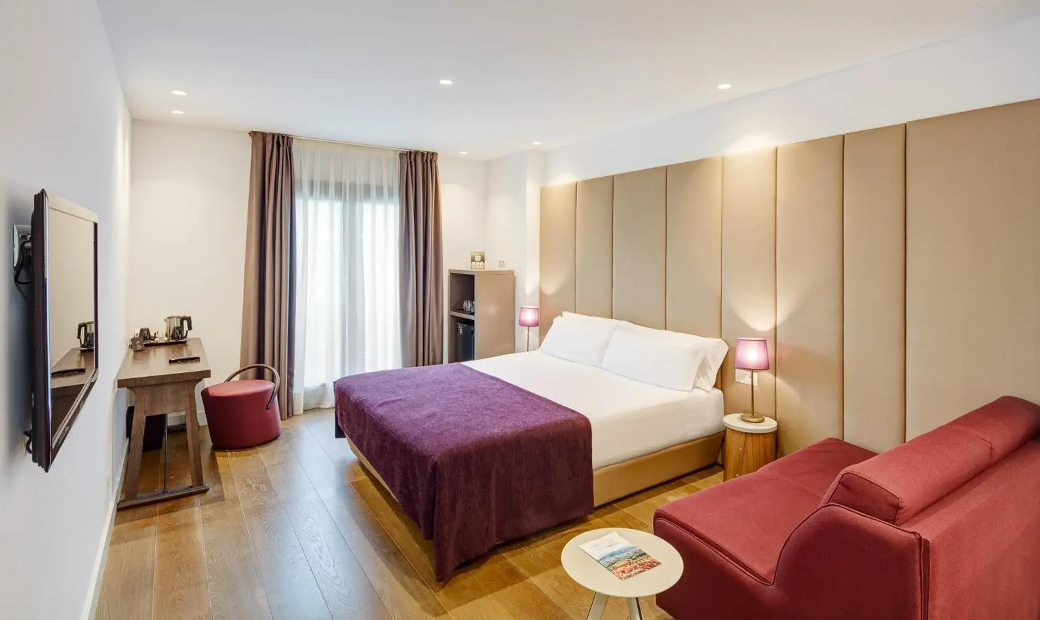 Photo of the whole room, Bed in Sercotel Calle Mayor Photo of the whole room, Bed in Sercotel Calle Mayor