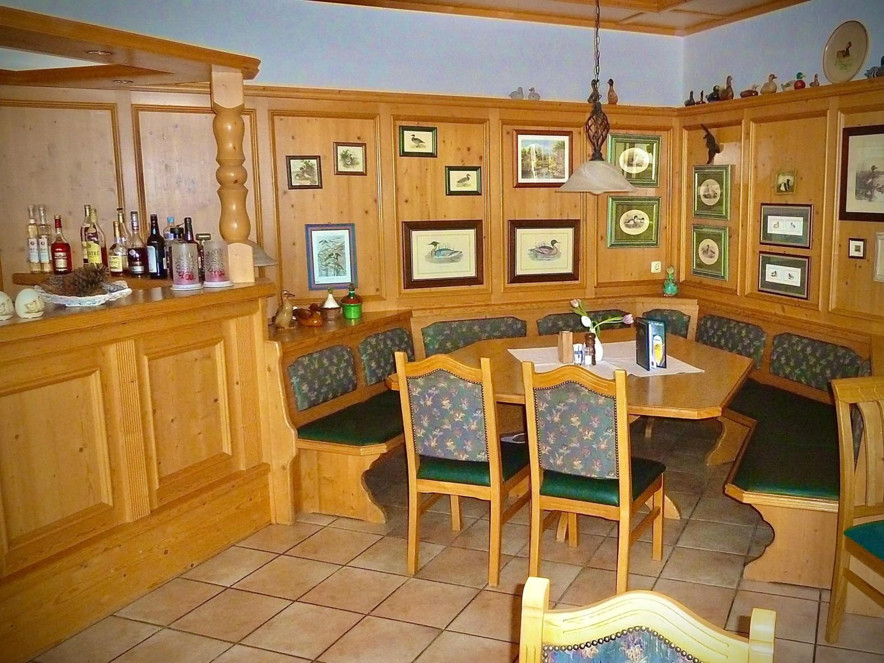 Lounge or bar in Meister BÄR HOTEL Wettiner Hof