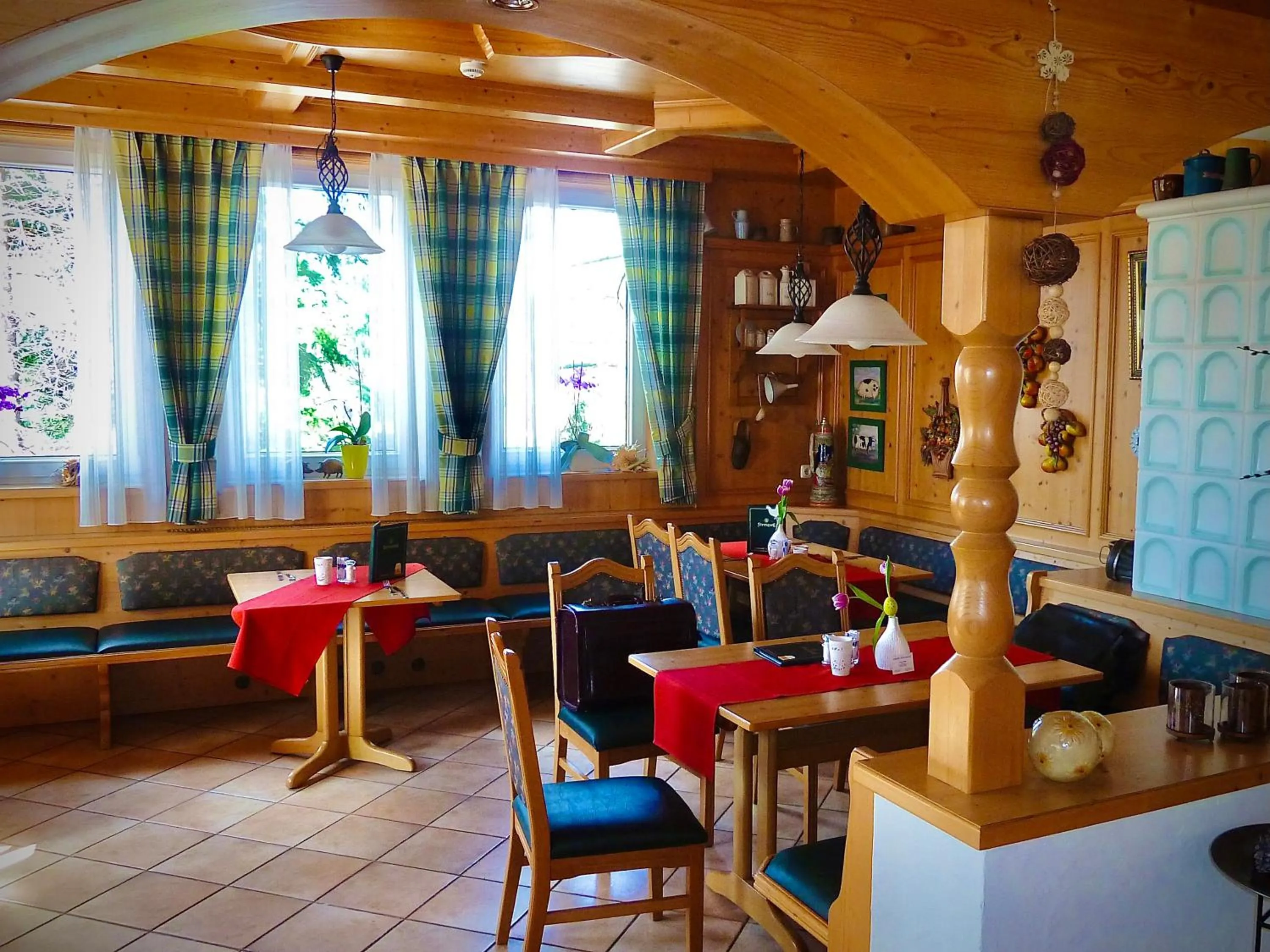 Restaurant/places to eat in Meister BÄR HOTEL Wettiner Hof