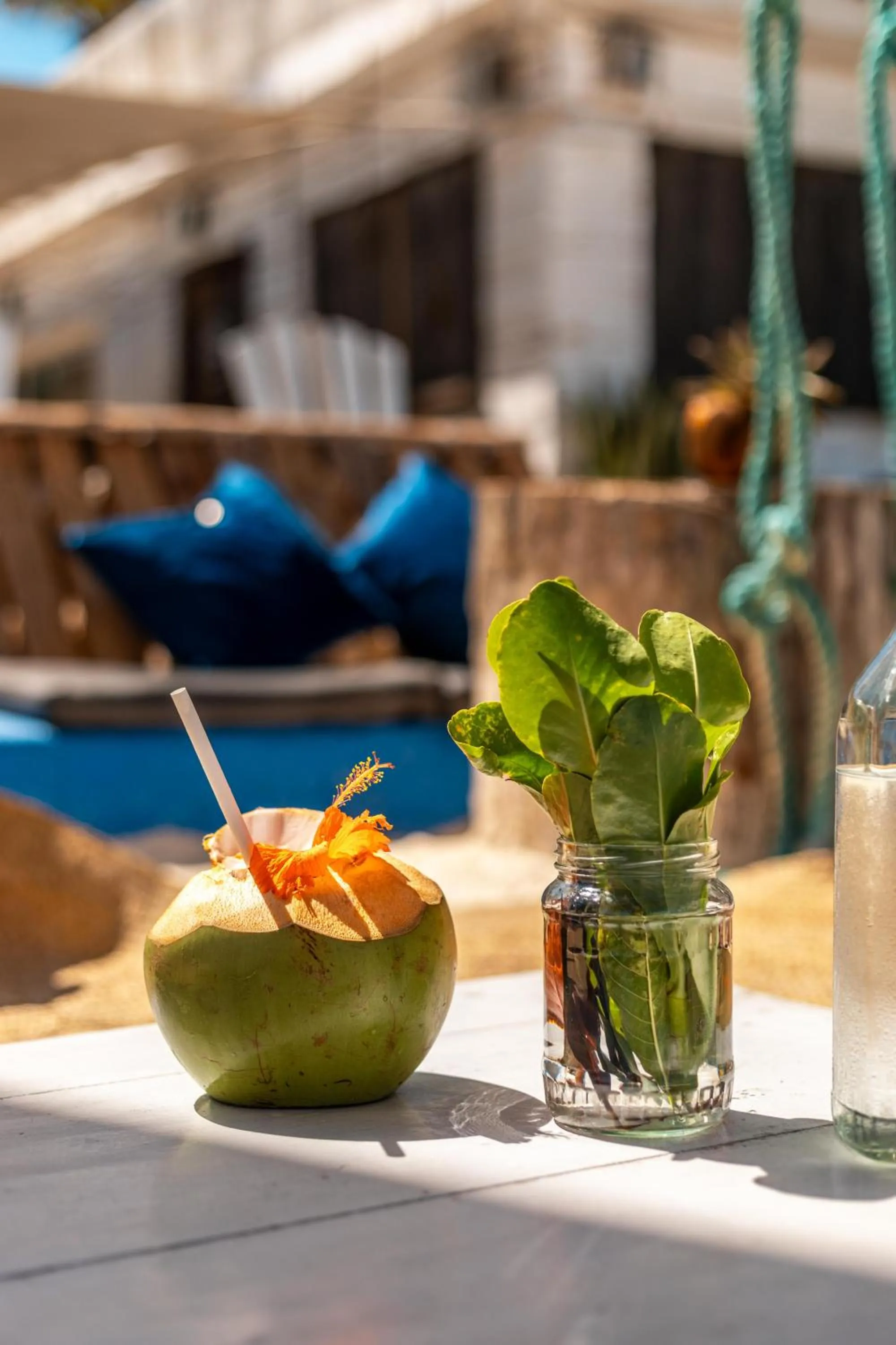 Restaurant/places to eat in B4 Beach Club